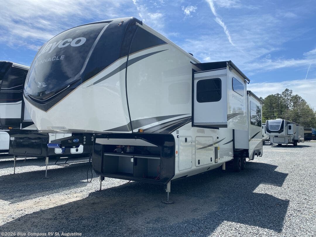 New 2026 Jayco Pinnacle 38FBRK available in St. Augustine, Florida