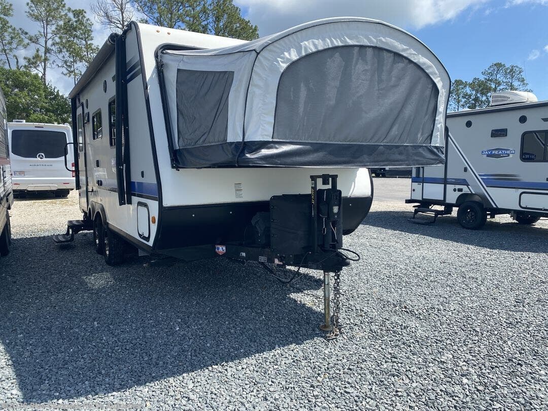 2019 Jay Feather X19H by Jayco from Blue Compass RV St. Augustine in St. Augustine, Florida