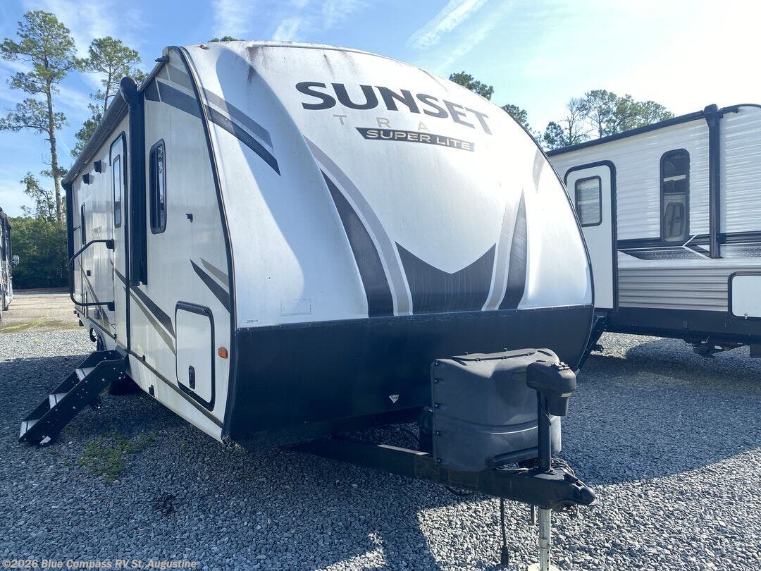 Used 2022 CrossRoads Sunset Trail SS253RB available in St. Augustine, Florida