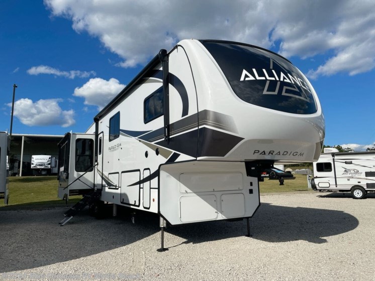 New 2024 Alliance RV Paradigm 380MP available in Myrtle Beach, South Carolina