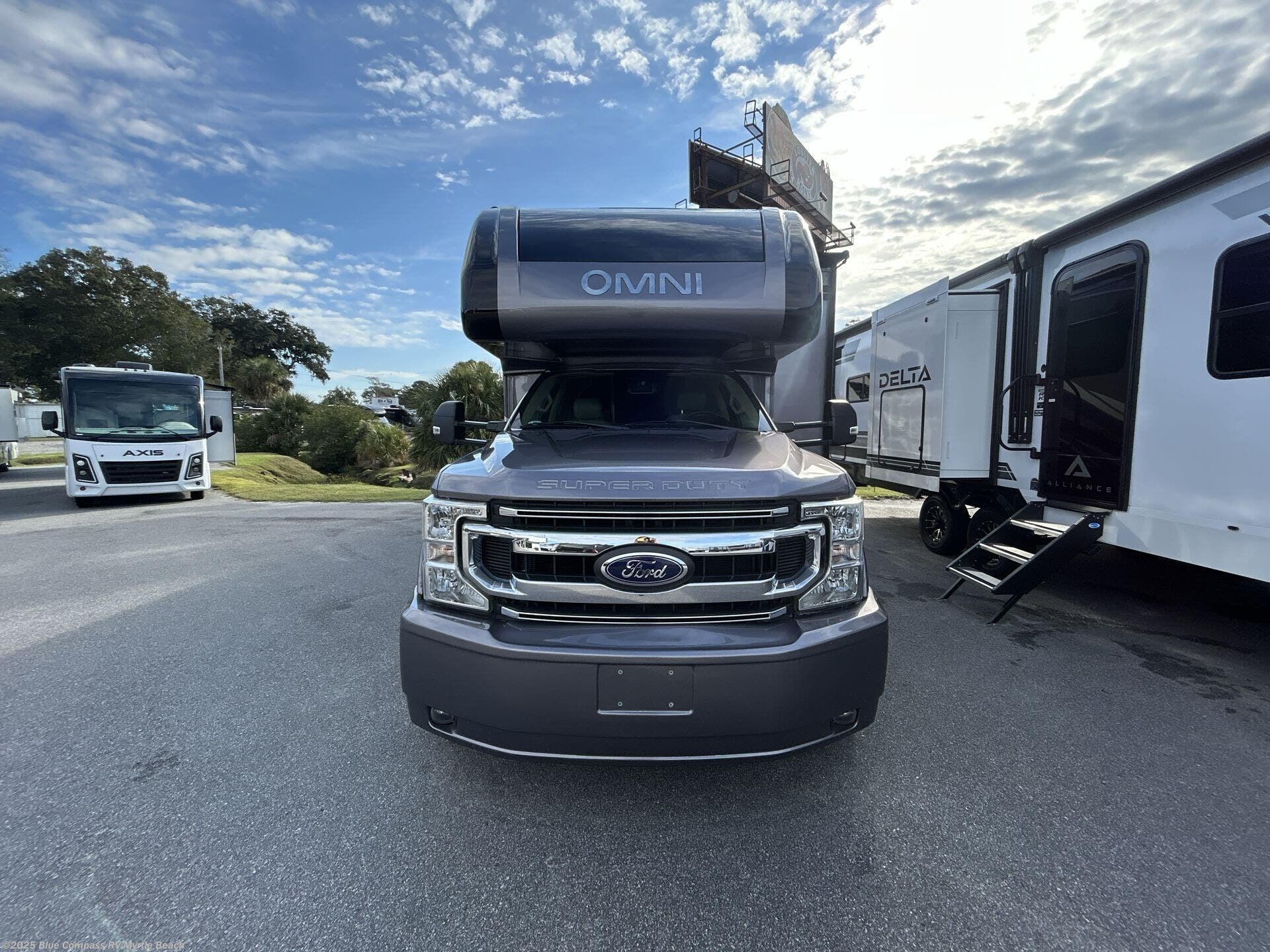 Used 2020 Thor Motor Coach Omni SV34 available in Myrtle Beach, South Carolina