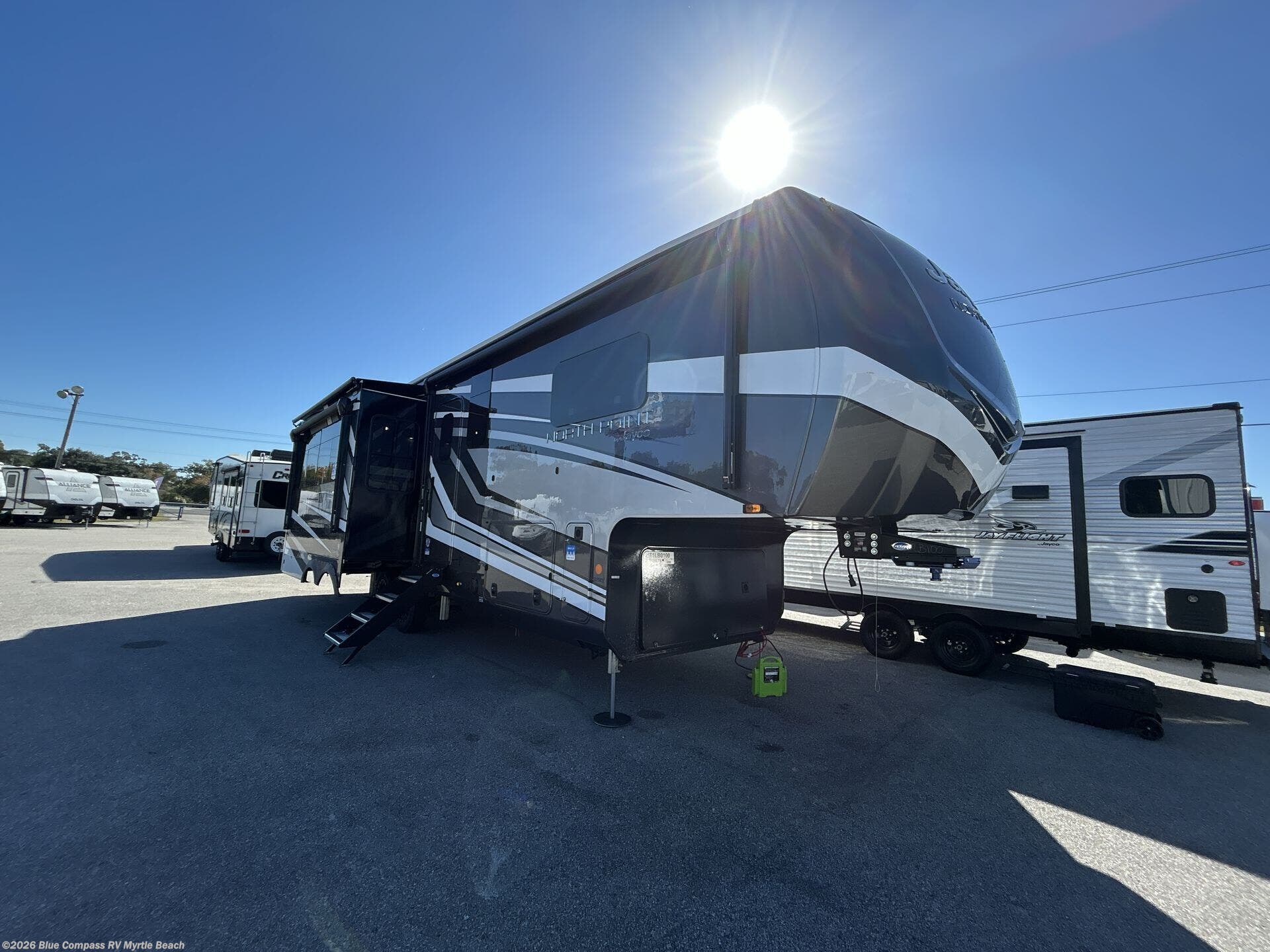 2026 North Point 310RLTS by Jayco from Blue Compass RV Myrtle Beach in Myrtle Beach, South Carolina