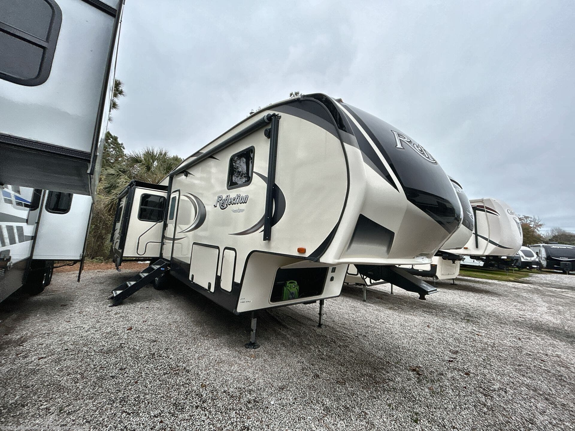 2019 Reflection 377RLS by Grand Design from Blue Compass RV Myrtle Beach in Myrtle Beach, South Carolina
