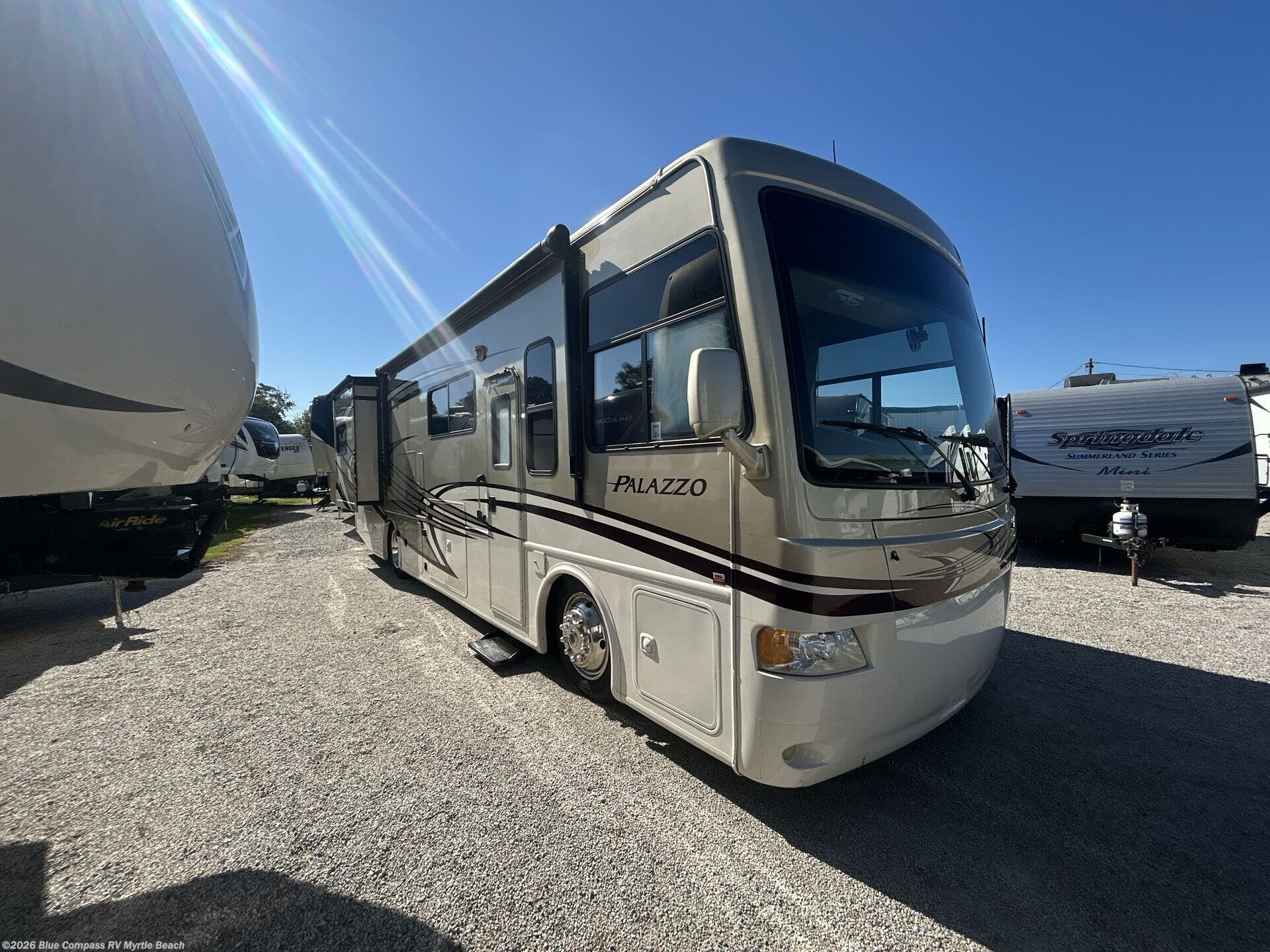 2013 Palazzo 33.2 by Thor Motor Coach from Blue Compass RV Myrtle Beach in Myrtle Beach, South Carolina