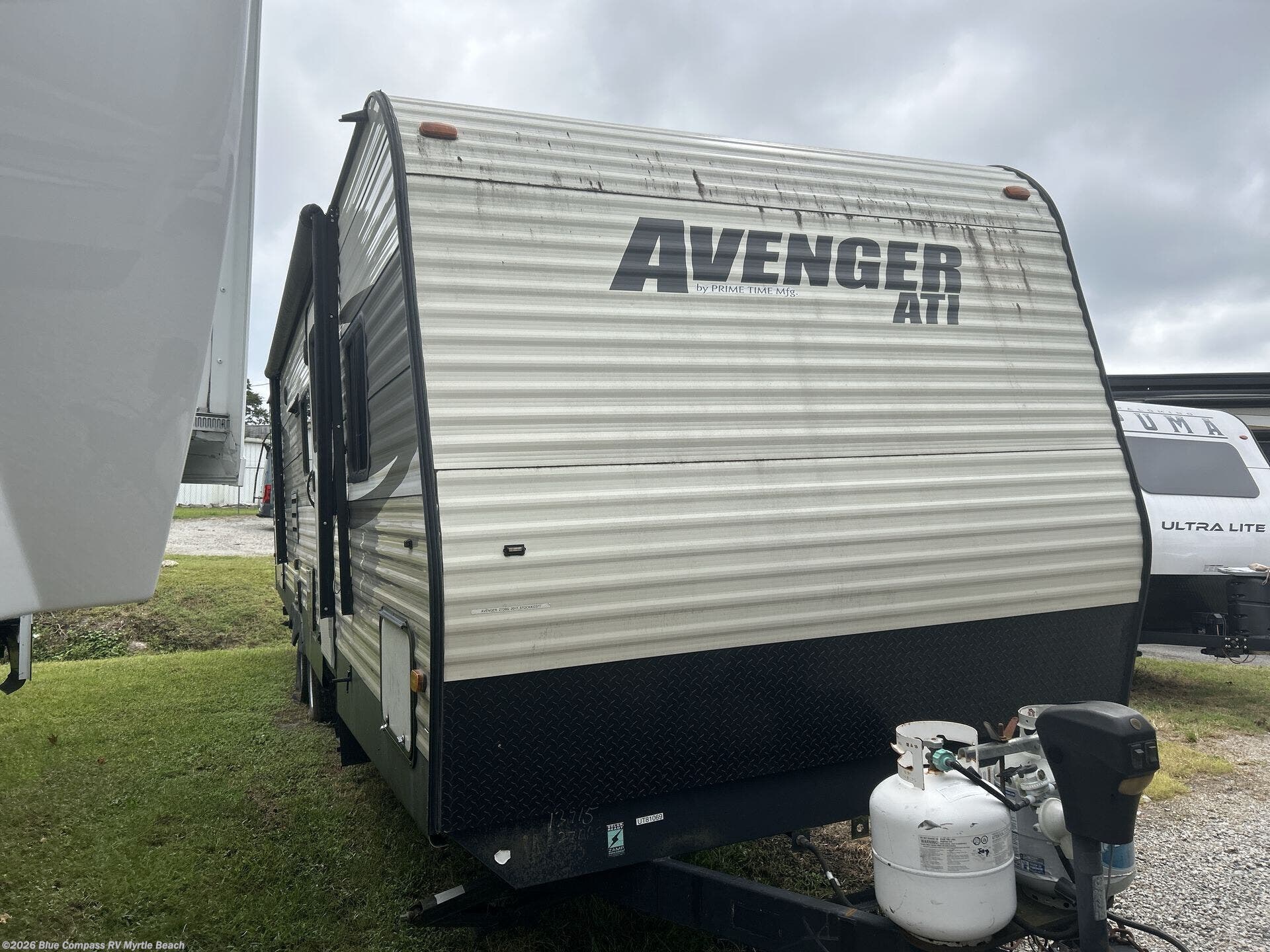 2017 Avenger 270DBS by Forest River from Blue Compass RV Myrtle Beach in Myrtle Beach, South Carolina