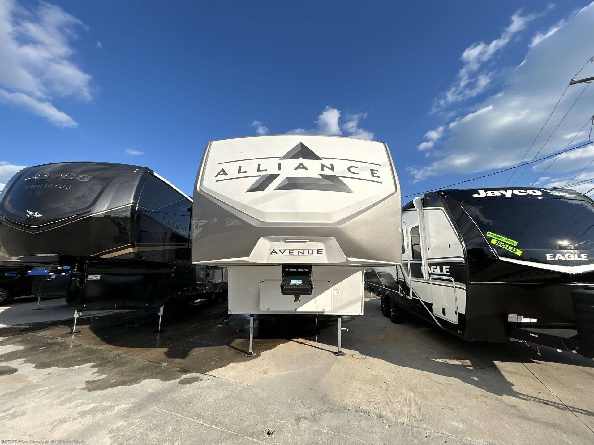 New 2026 Alliance RV Avenue All-Access 30BH available in Myrtle Beach, South Carolina