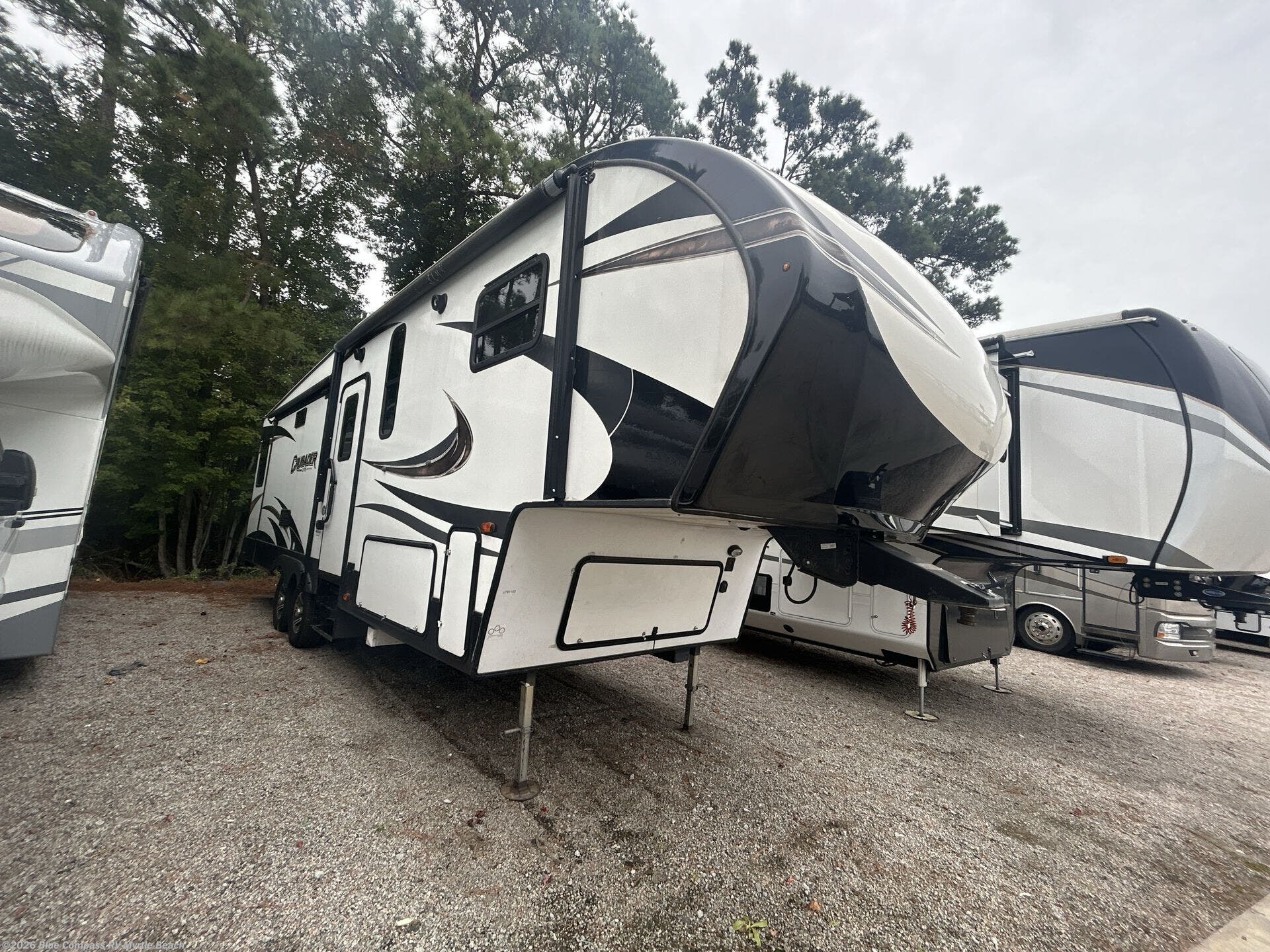 2019 Crusader Lite 29RS by Prime Time from Blue Compass RV Myrtle Beach in Myrtle Beach, South Carolina