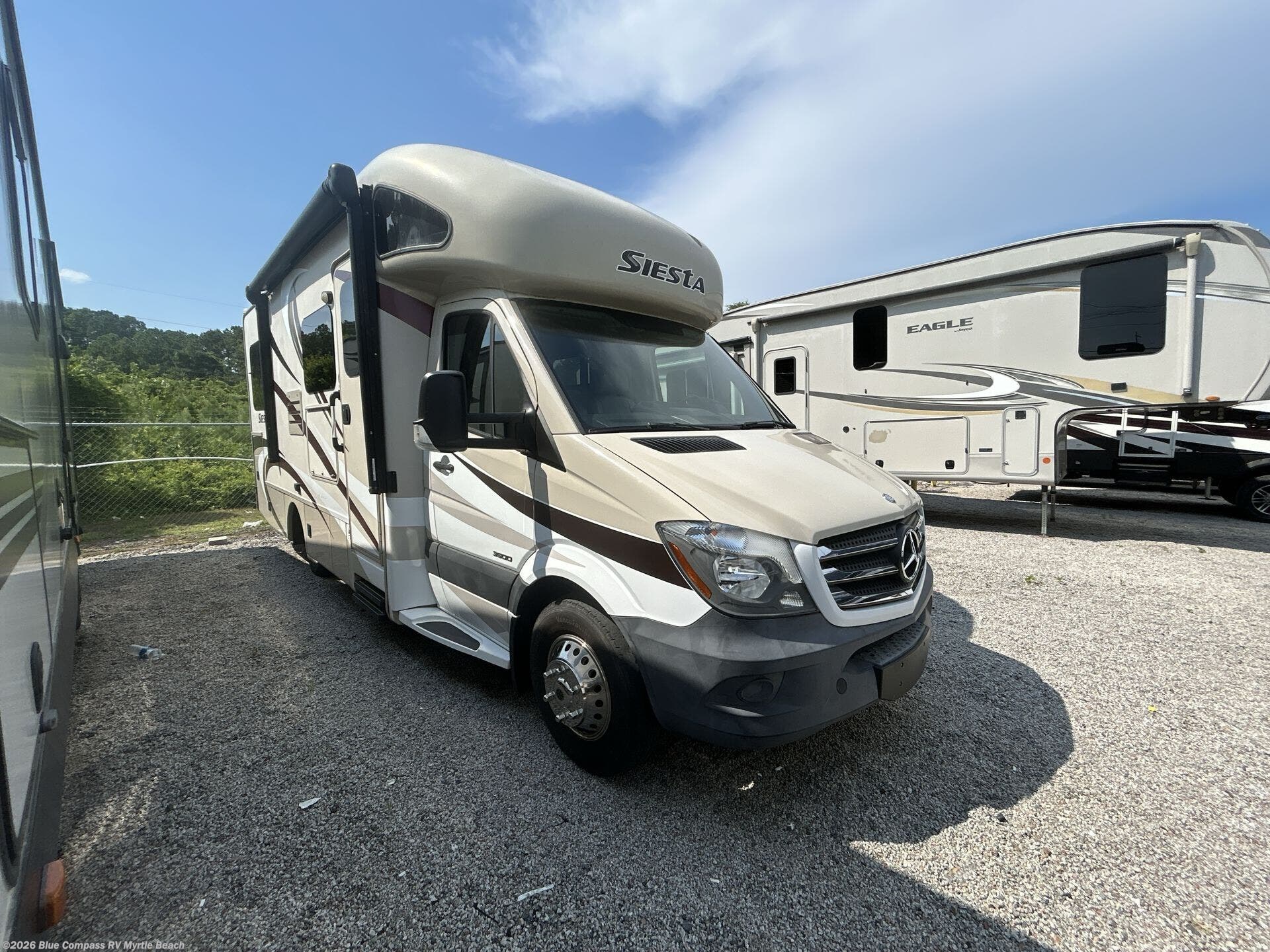2014 Siesta Sprinter 24ST by Thor Motor Coach from Blue Compass RV Myrtle Beach in Myrtle Beach, South Carolina