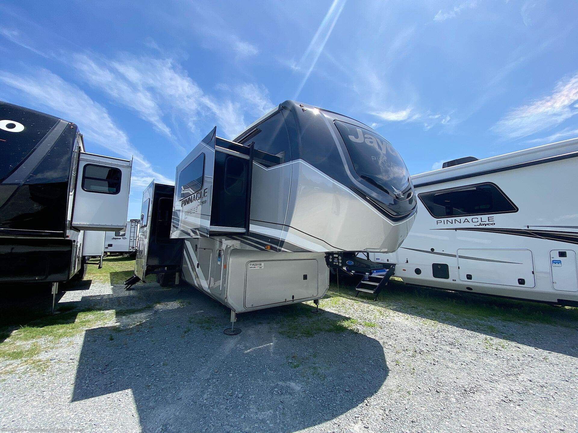 2026 Pinnacle 39FLOK by Jayco from Blue Compass RV Myrtle Beach in Myrtle Beach, South Carolina