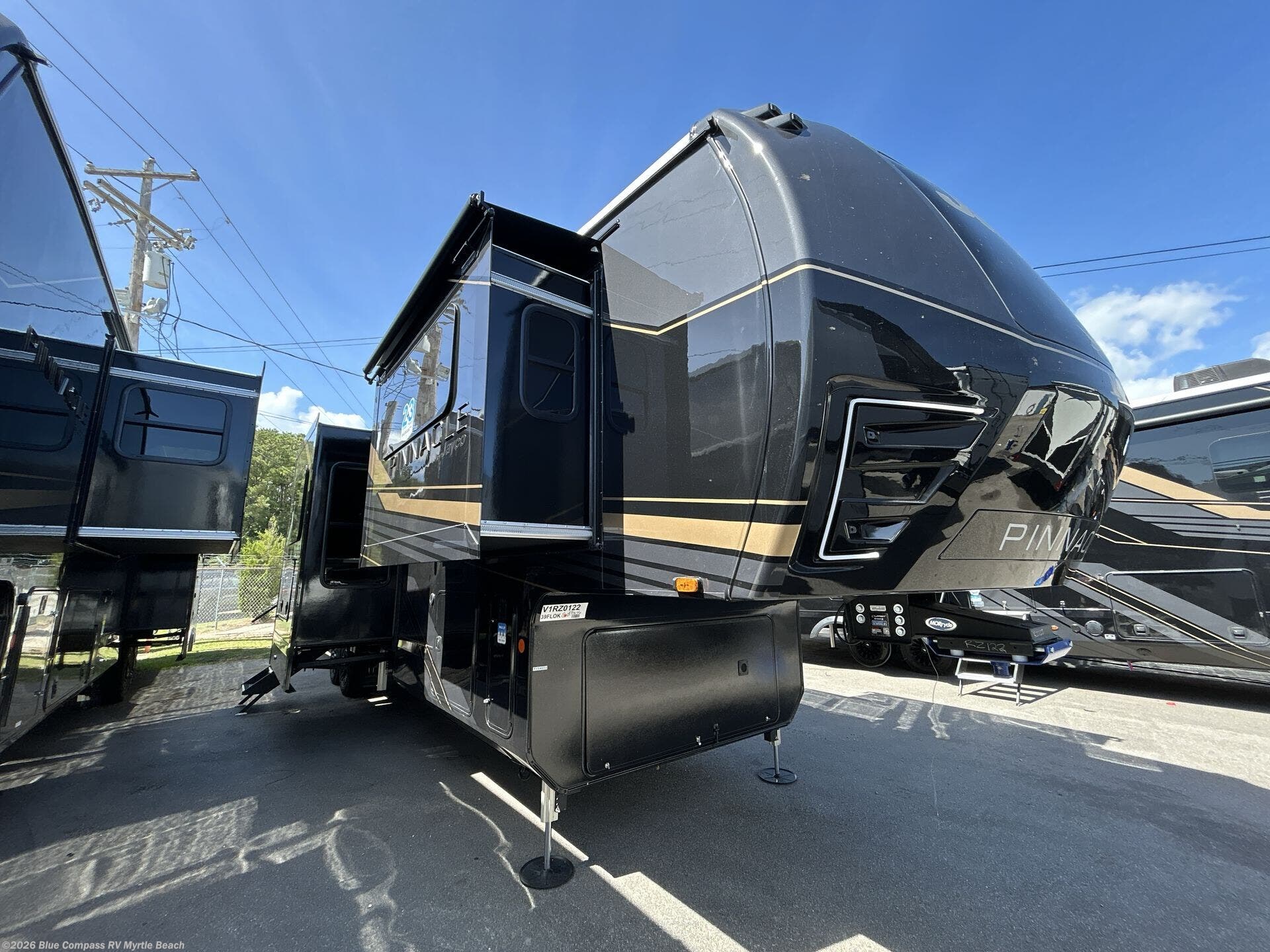 2027 Pinnacle 39FLOK by Jayco from Blue Compass RV Myrtle Beach in Myrtle Beach, South Carolina