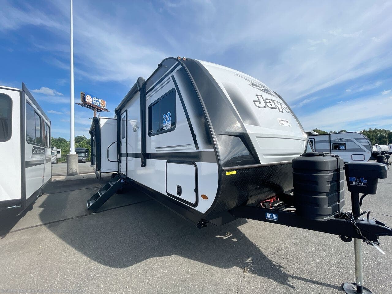 2027 Jay Feather 27MK by Jayco from Blue Compass RV Myrtle Beach in Myrtle Beach, South Carolina