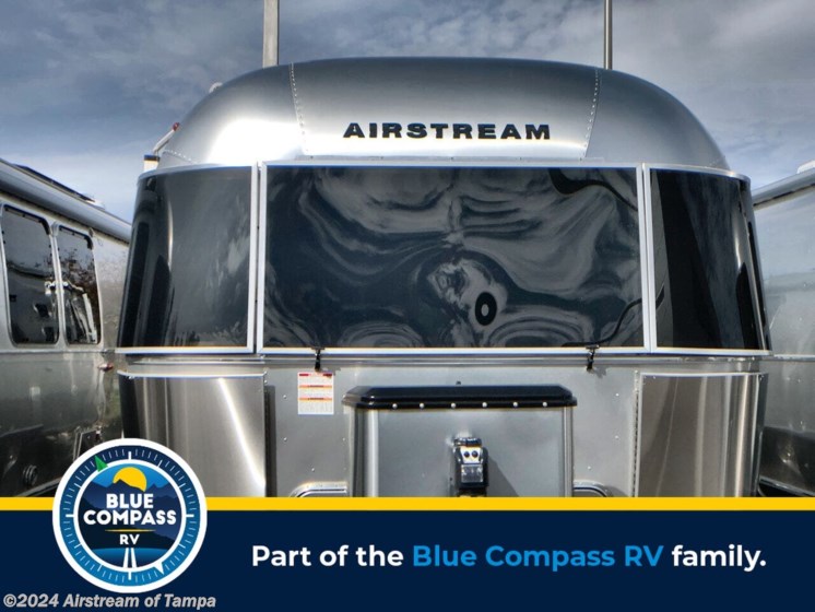 New 2024 Airstream Globetrotter 27FB Twin available in Dover, Florida