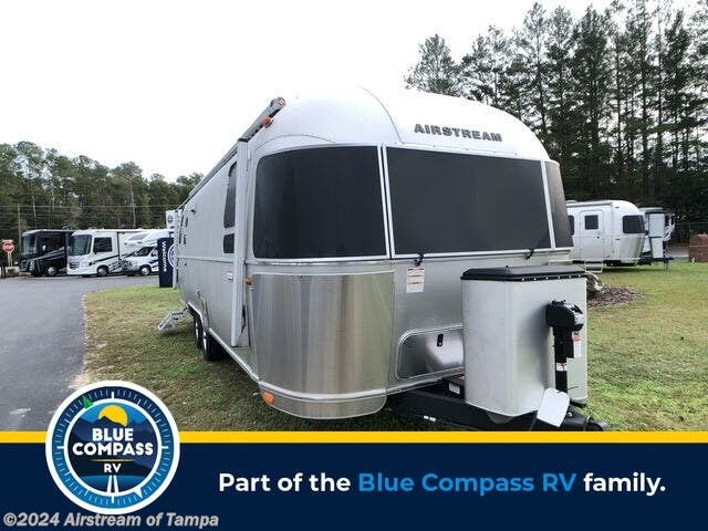 New 2024 Airstream International 27FB Queen available in Dover, Florida