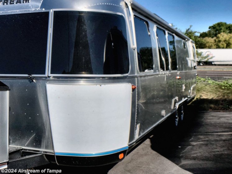 New 2025 Airstream Classic 30RB Twin available in Dover, Florida