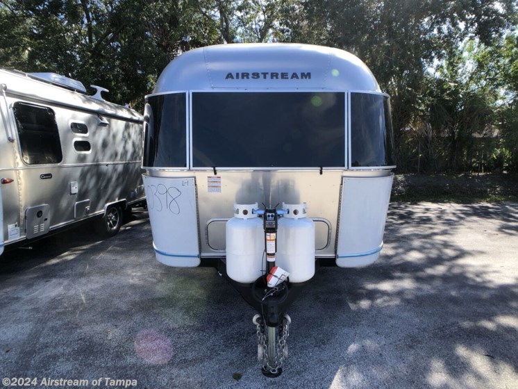 Used 2024 Airstream International 25FBT available in Dover, Florida