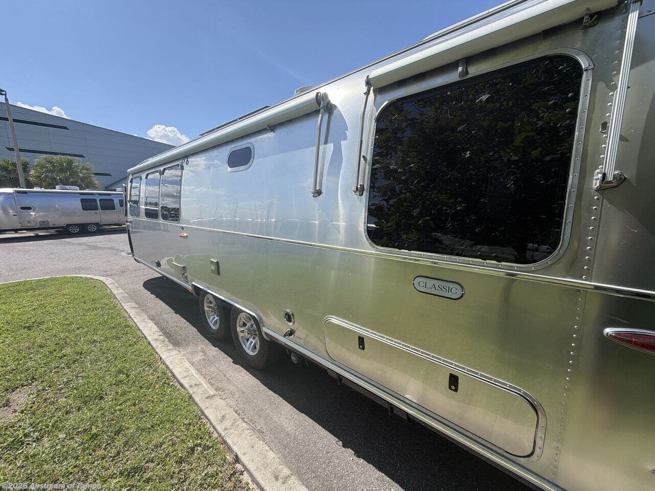 2026 Classic 30RB Twin by Airstream from Airstream of Tampa in Dover, Florida