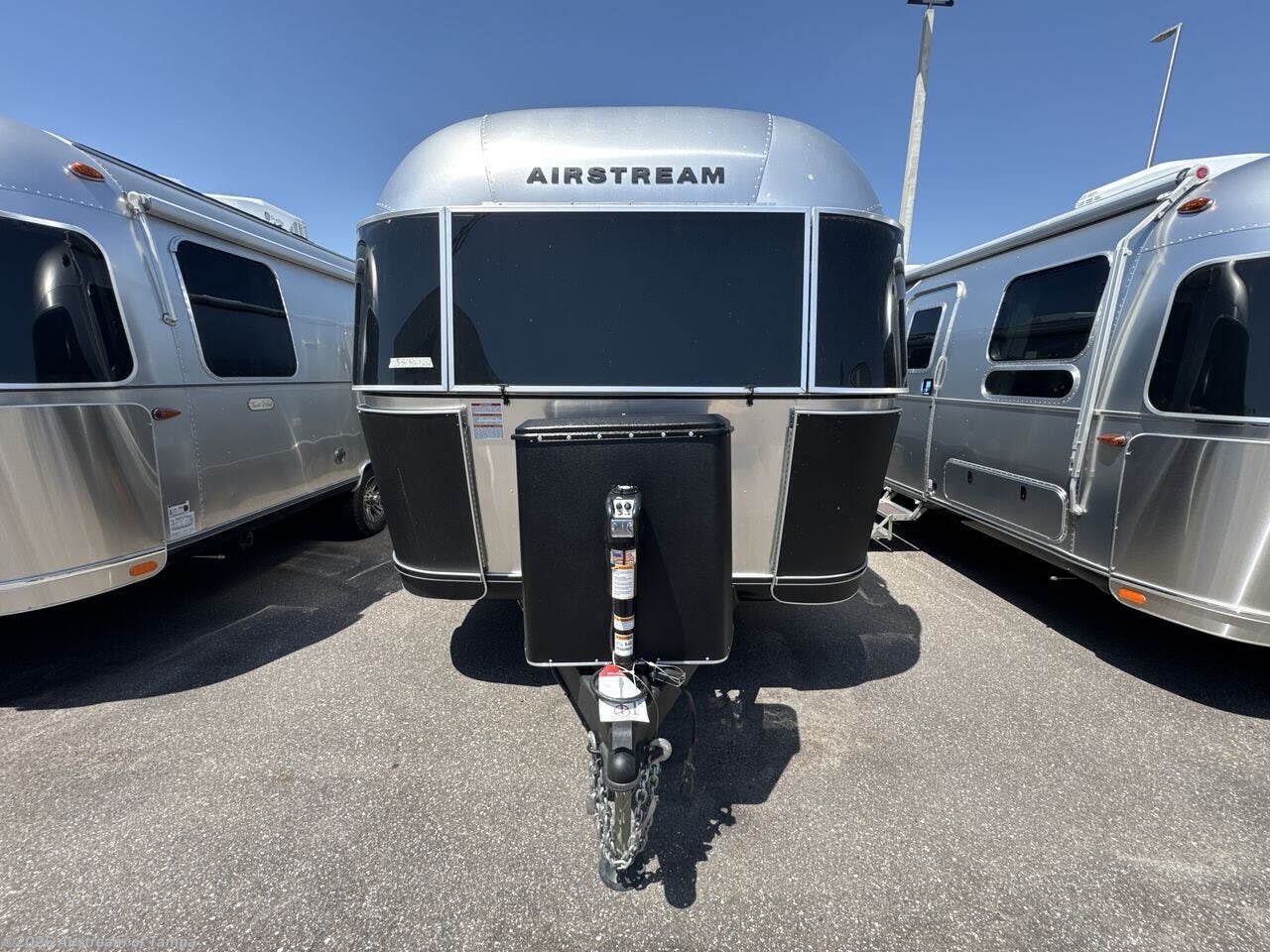 2025 Flying Cloud 25FB by Airstream from Airstream of Tampa in Dover, Florida