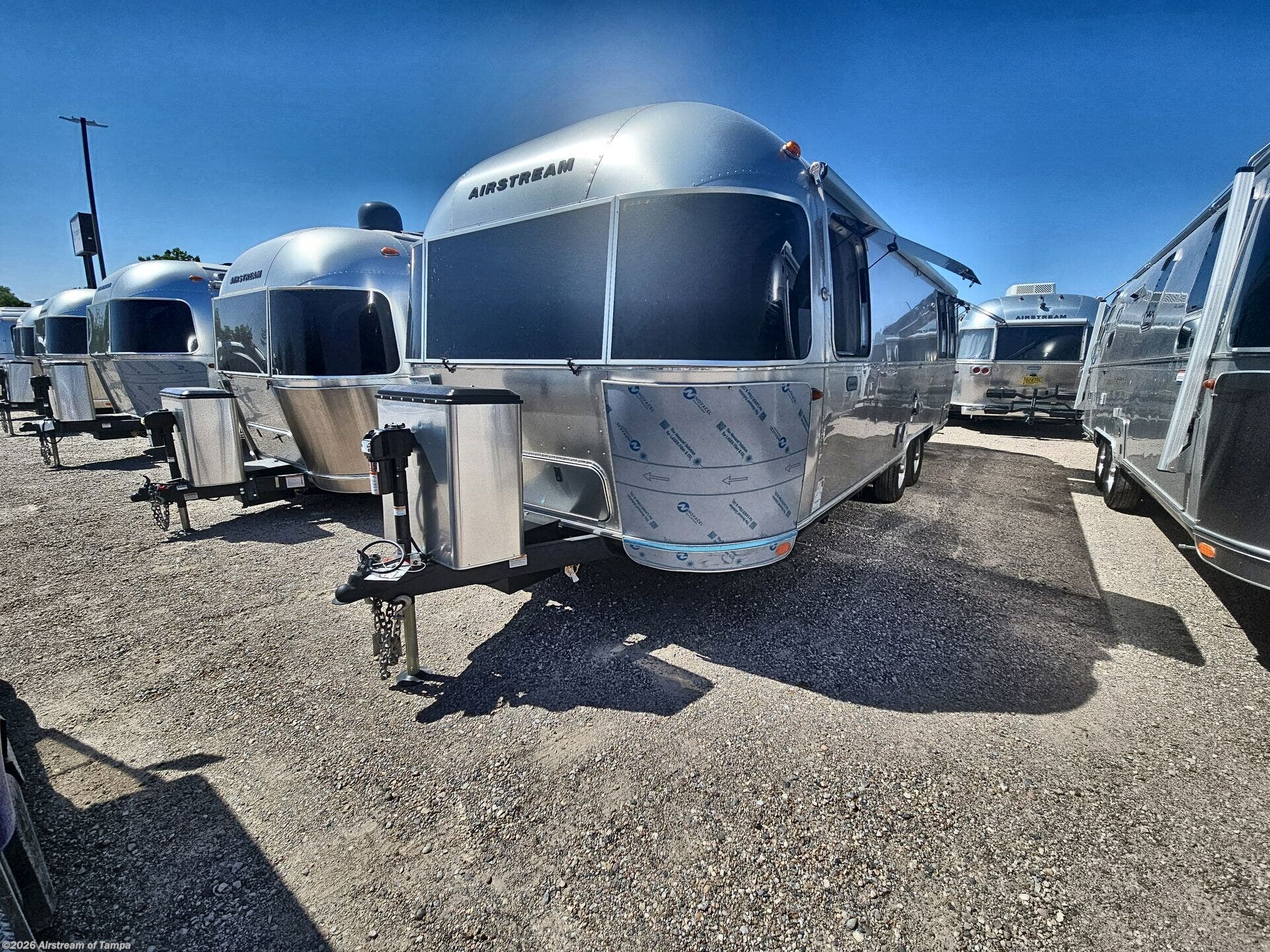 2026 Globetrotter 27FBQ by Airstream from Airstream of Tampa in Dover, Florida