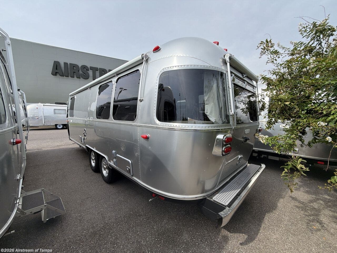 2024 Flying Cloud 25FB by Airstream from Airstream of Tampa in Dover, Florida