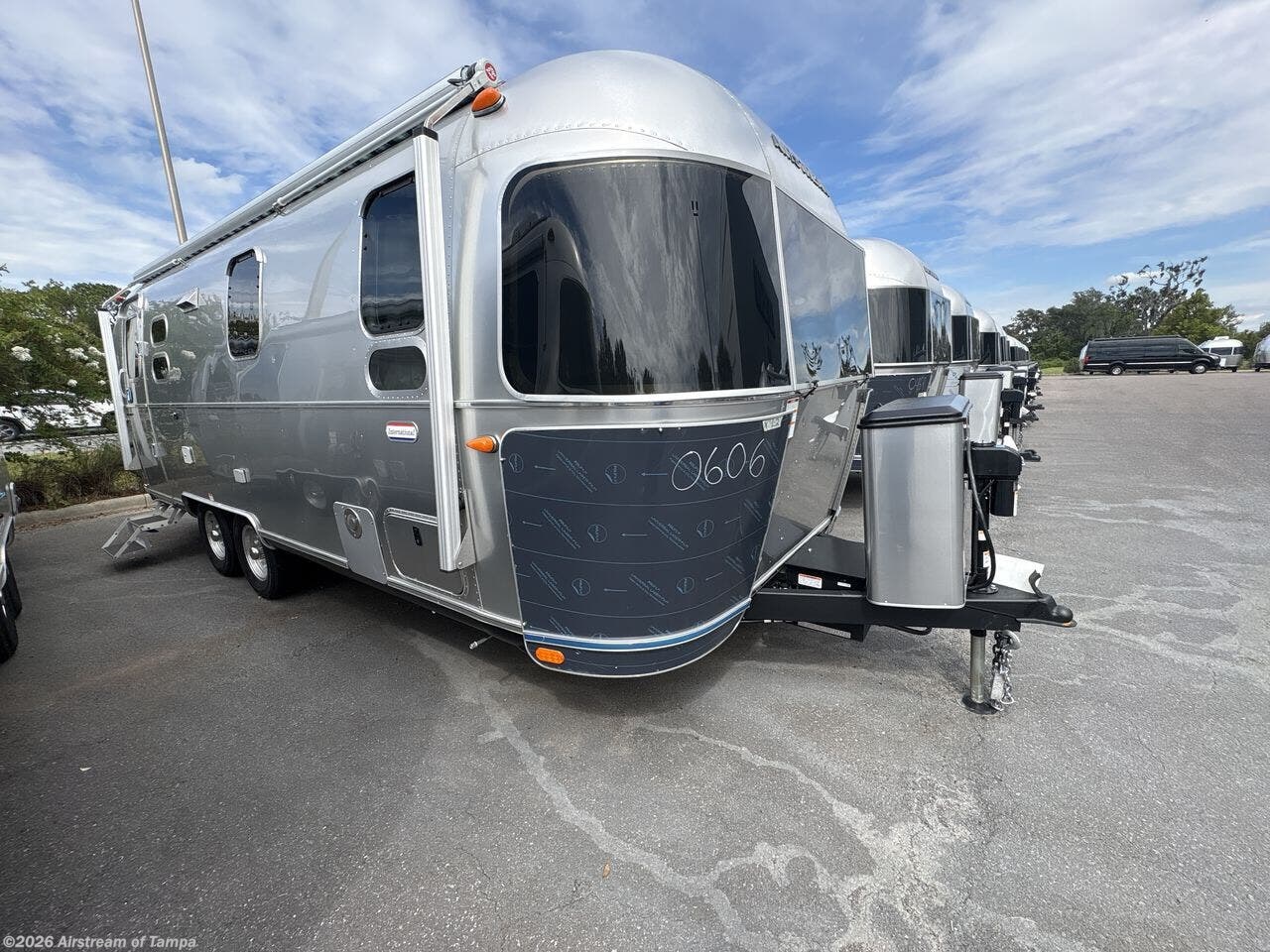 New 2026 Airstream International 25FB available in Dover, Florida