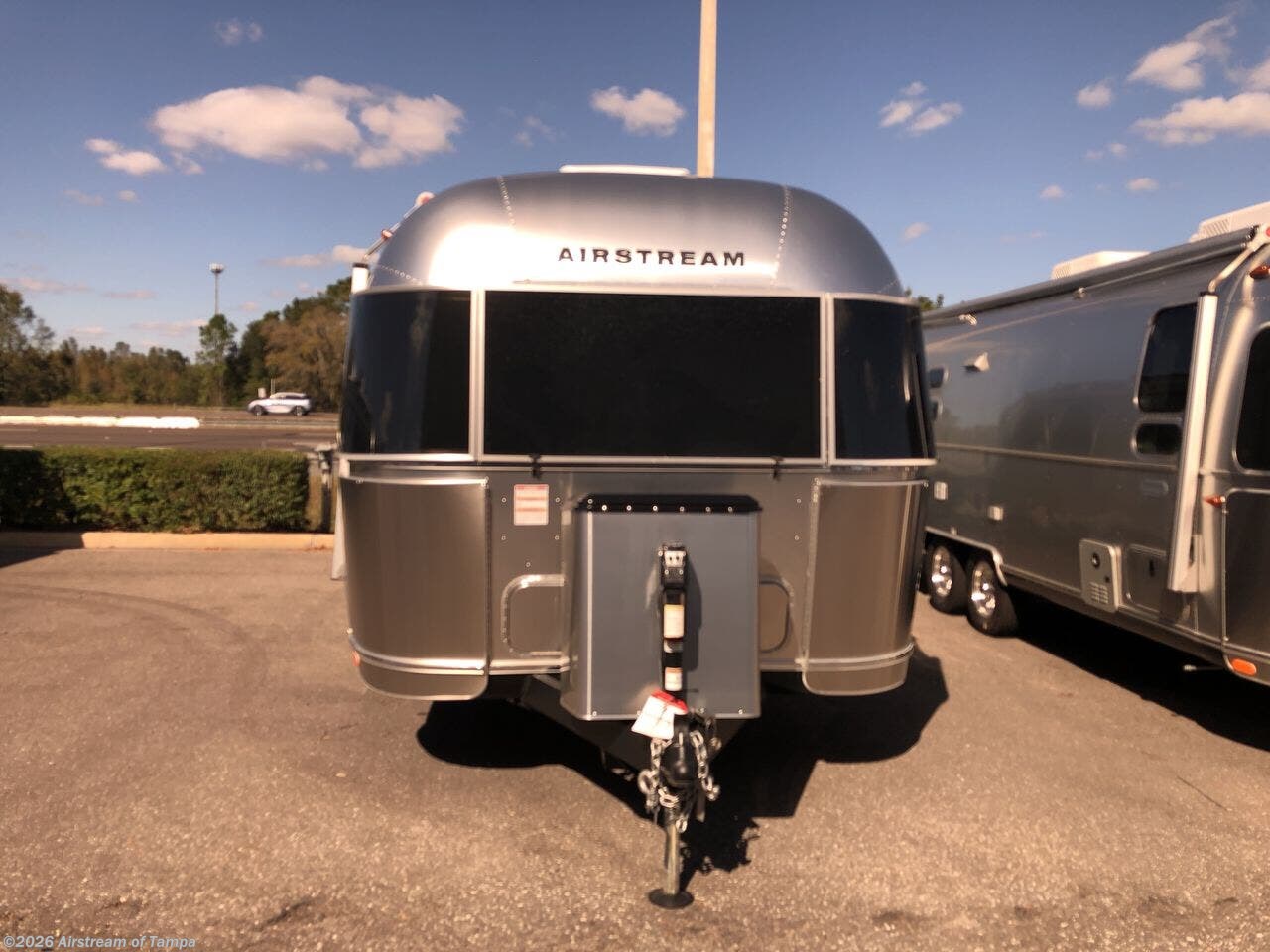 2025 Globetrotter 27FB by Airstream from Airstream of Tampa in Dover, Florida