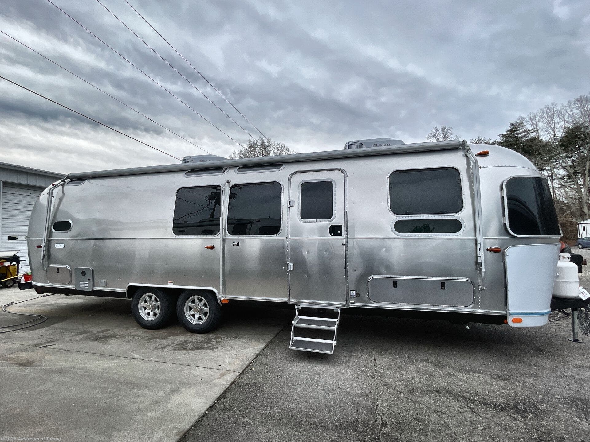 New 2026 Airstream Flying Cloud 30FB Bunk Twin available in Dover, Florida