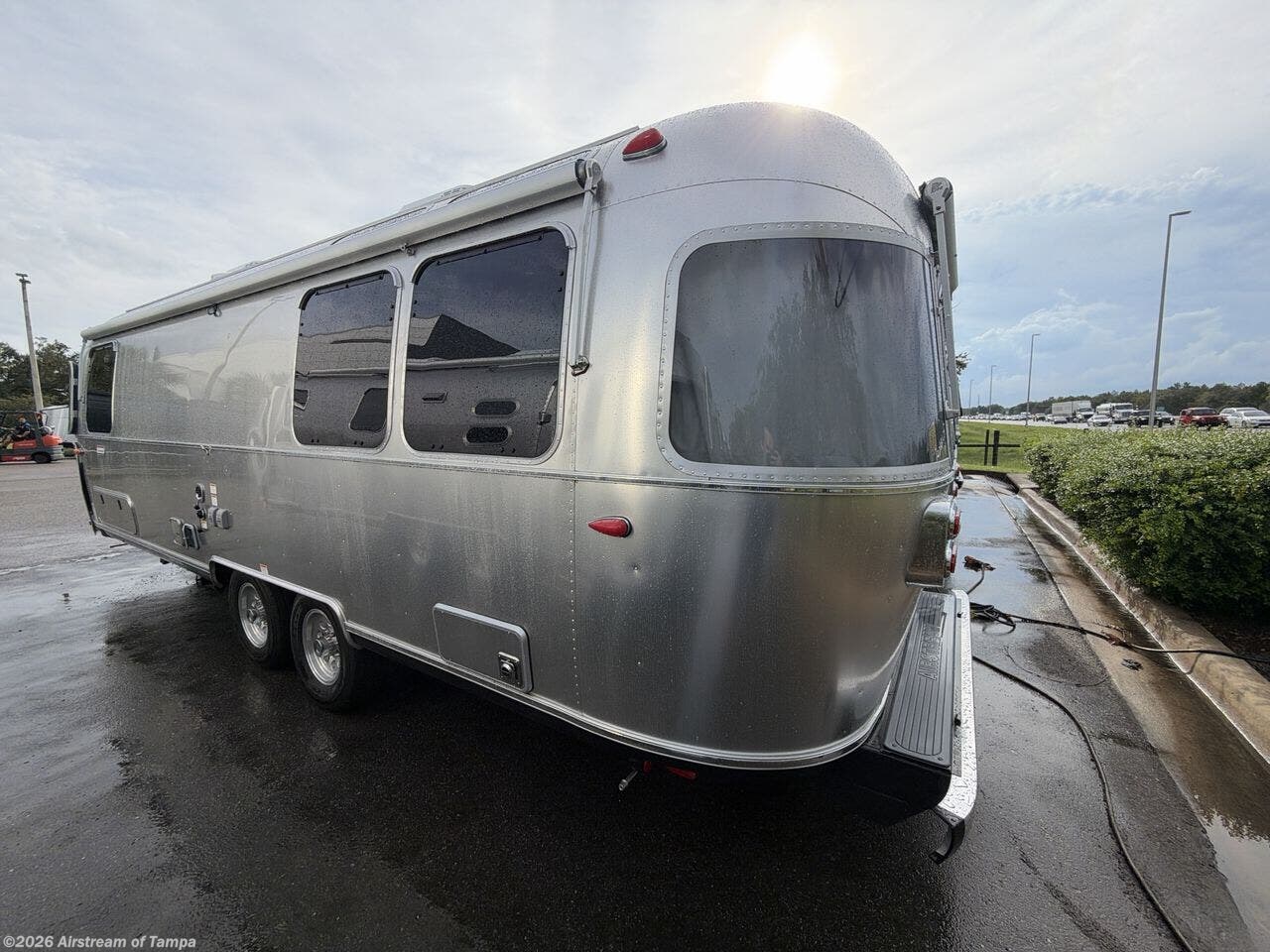 2027 International 27FB Twin by Airstream from Airstream of Tampa in Dover, Florida