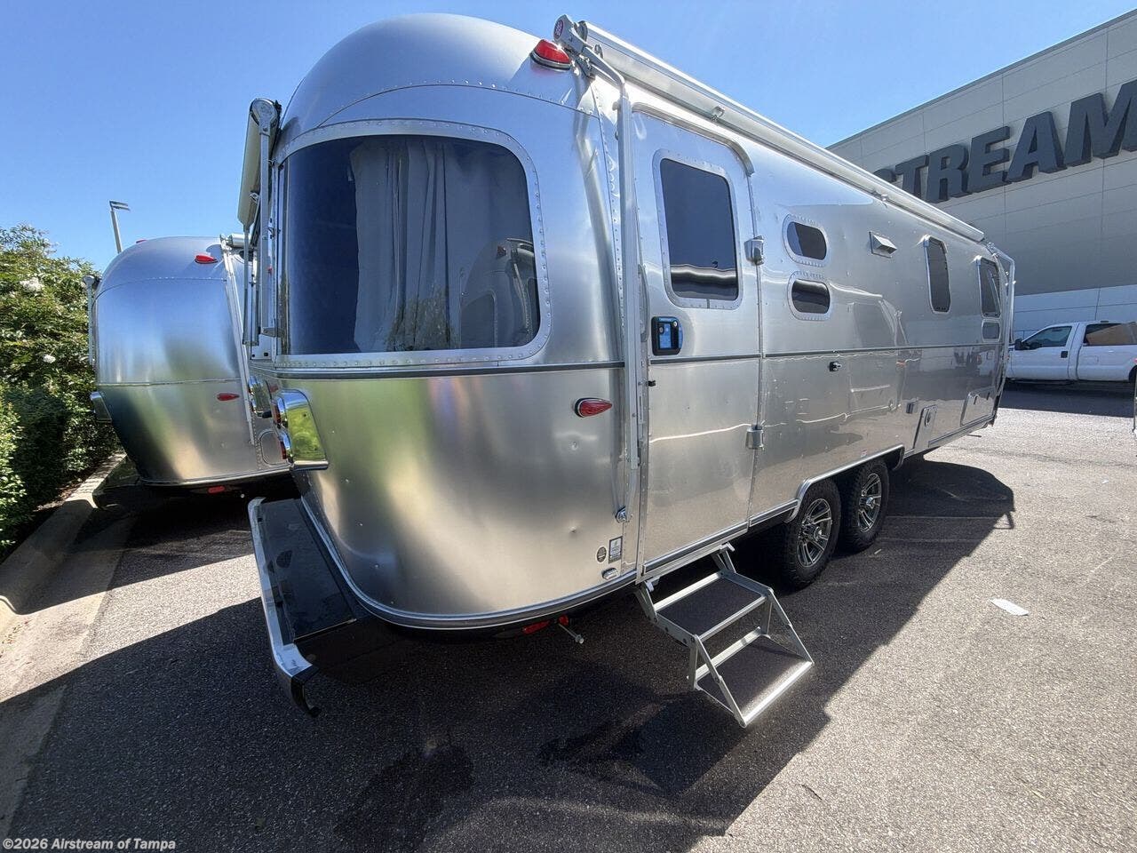 2027 Trade Wind 27FB Twin by Airstream from Airstream of Tampa in Dover, Florida