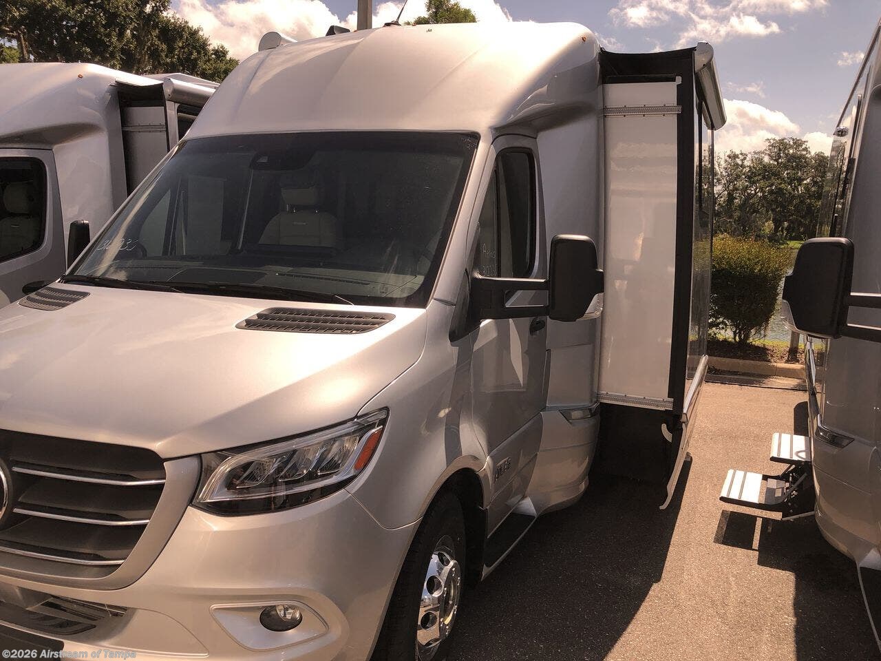 2025 Atlas Murphy Suite by Airstream from Airstream of Tampa in Dover, Florida