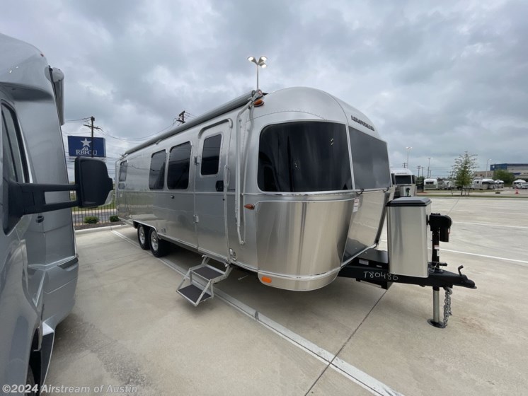 New 2024 Airstream International 28RB available in Buda, Texas