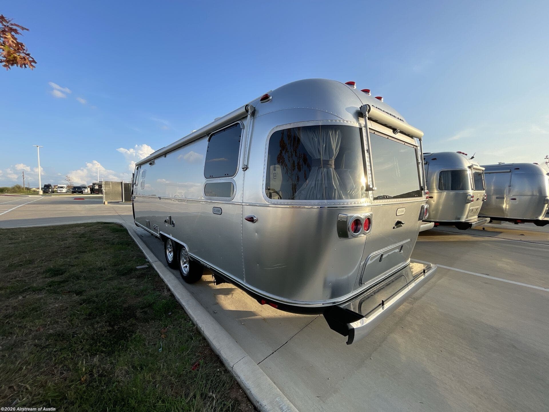 New 2026 Airstream Classic 28RB available in Buda, Texas