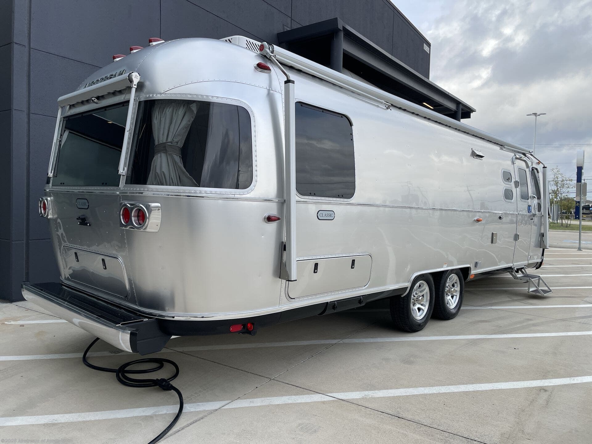 New 2026 Airstream Classic 30RB Twin available in Buda, Texas