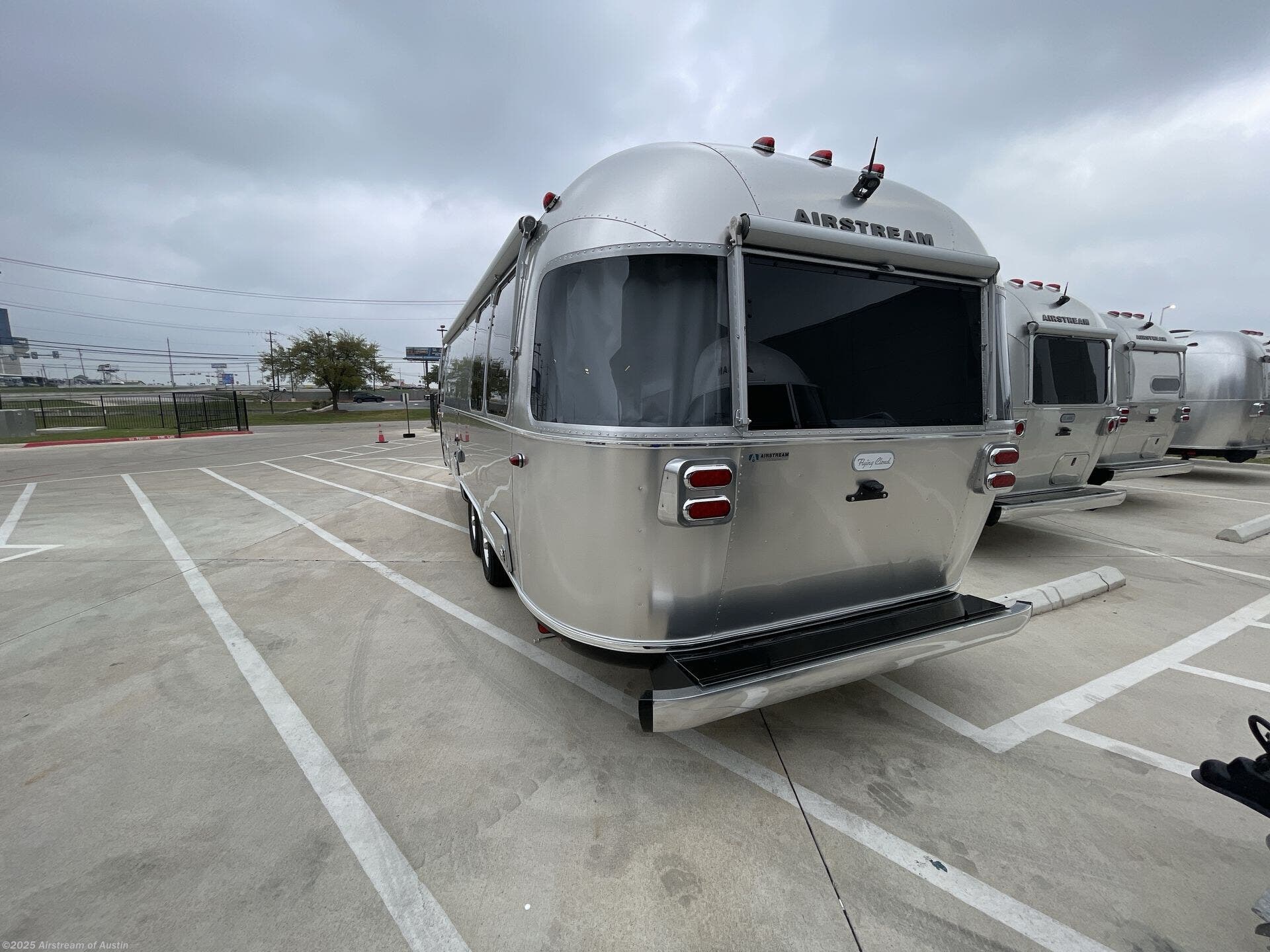 Used 2024 Airstream Flying Cloud 27FB Twin available in Buda, Texas