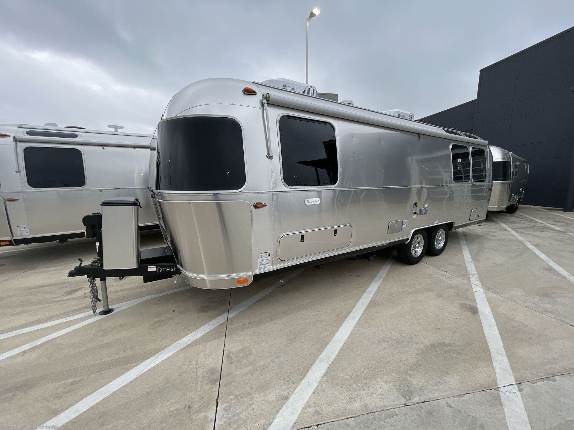 2024 Flying Cloud 27FB Twin by Airstream from Airstream of Austin in Buda, Texas