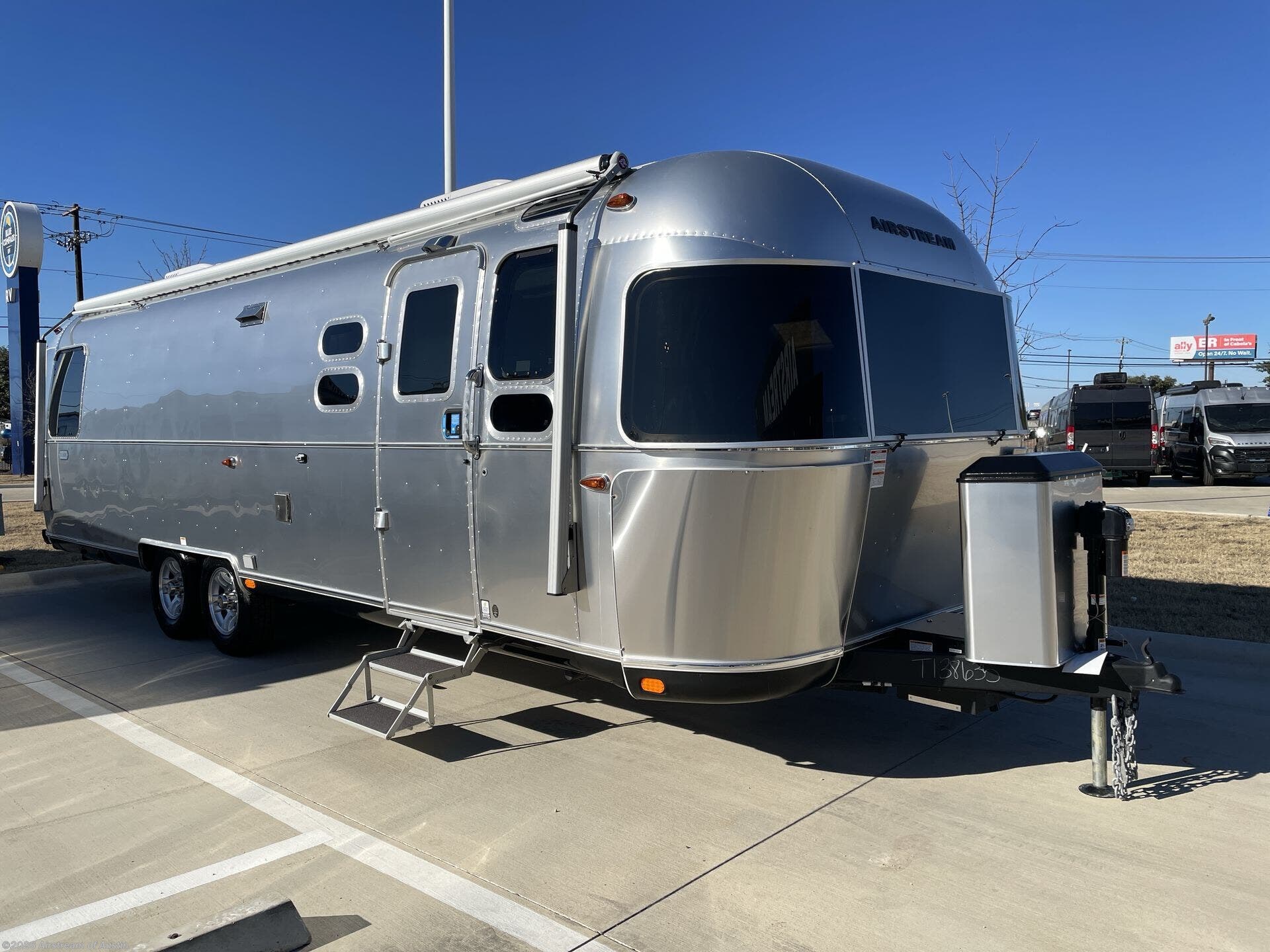 New 2026 Airstream Classic 30RB available in Buda, Texas
