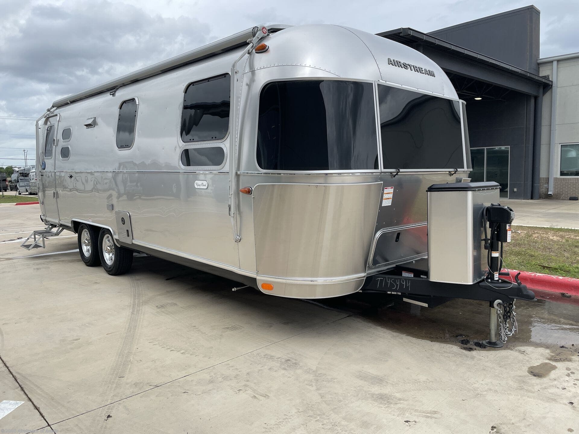 New 2026 Airstream Flying Cloud 27FB available in Buda, Texas