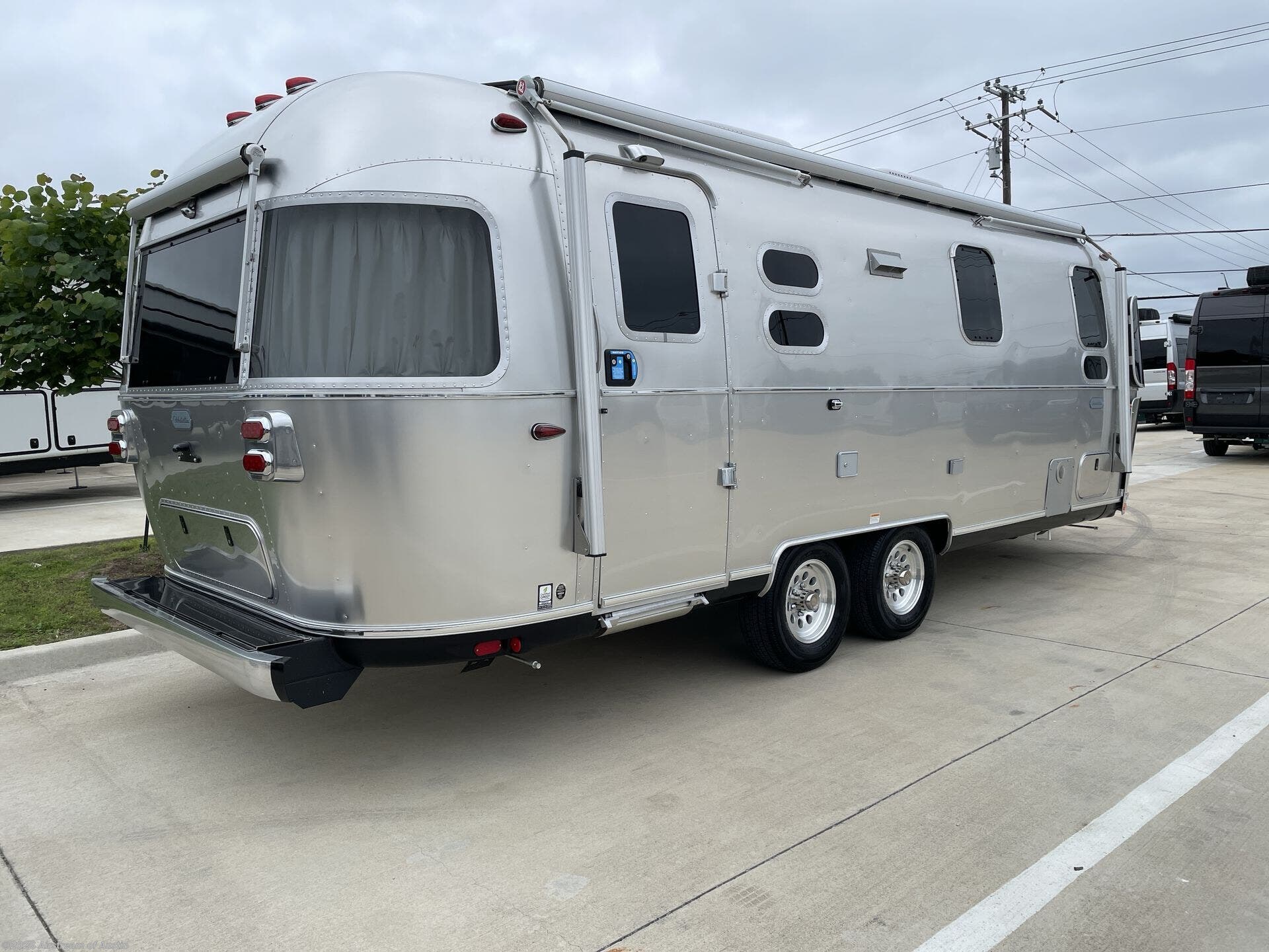 2026 Globetrotter 25FB by Airstream from Airstream of Austin in Buda, Texas