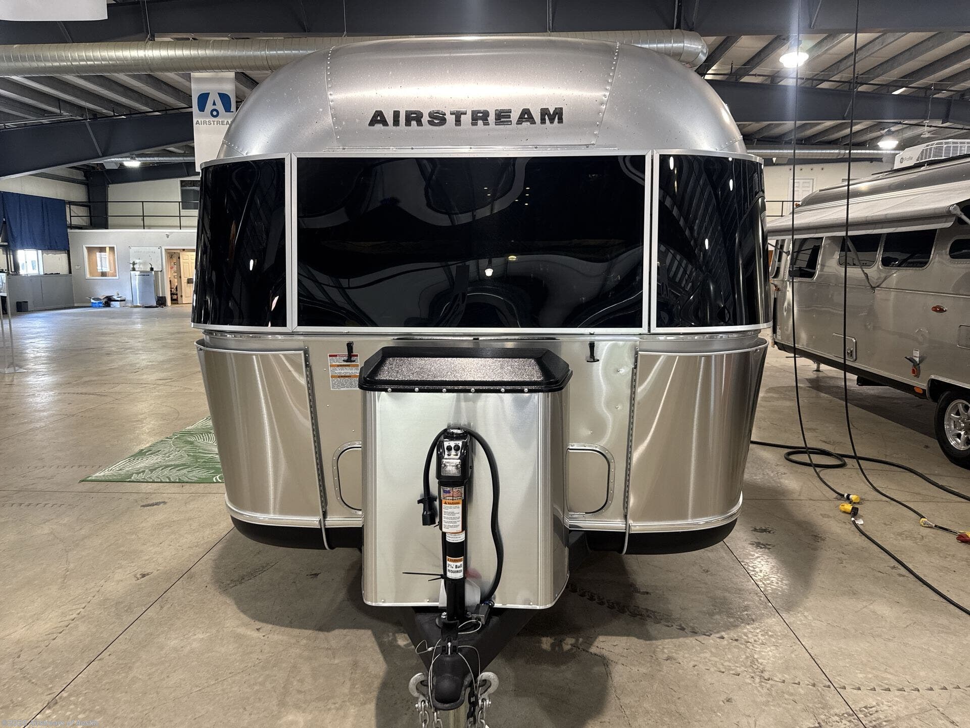 2025 Classic 33FB by Airstream from Airstream of Austin in Buda, Texas