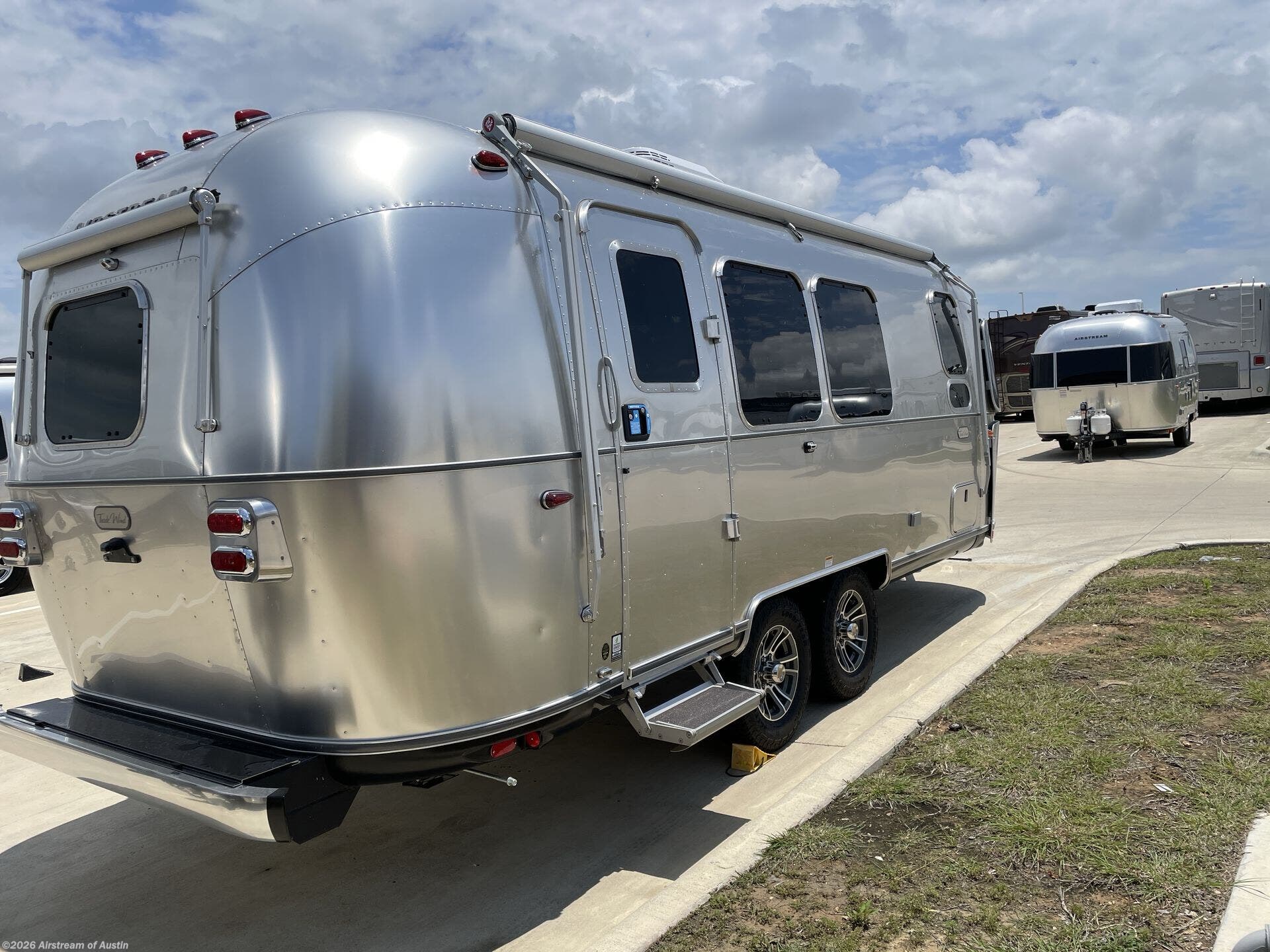 New 2026 Airstream Trade Wind 23FB Twin available in Buda, Texas