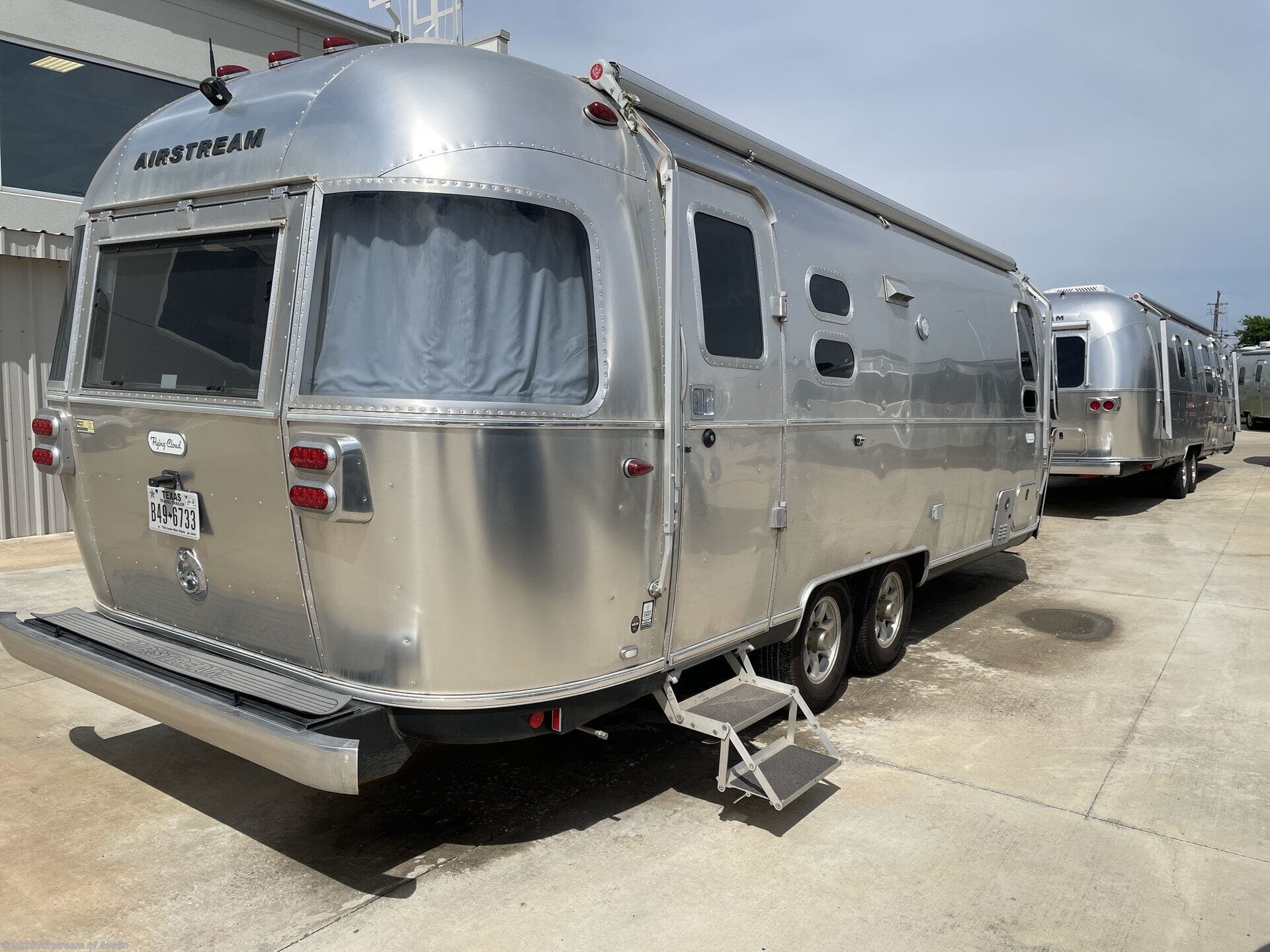 Used 2021 Airstream Flying Cloud 25FBT available in Buda, Texas