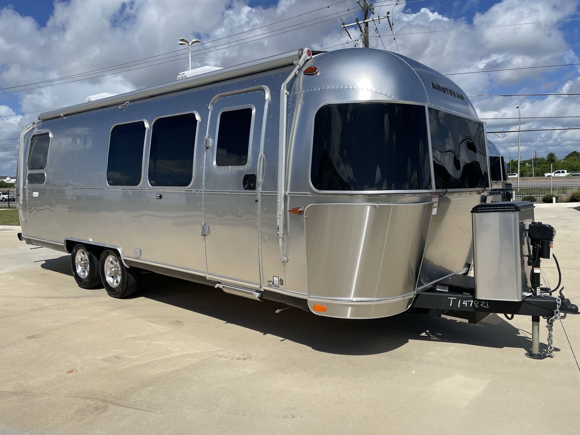 2026 Flying Cloud 28RB by Airstream from Airstream of Austin in Buda, Texas