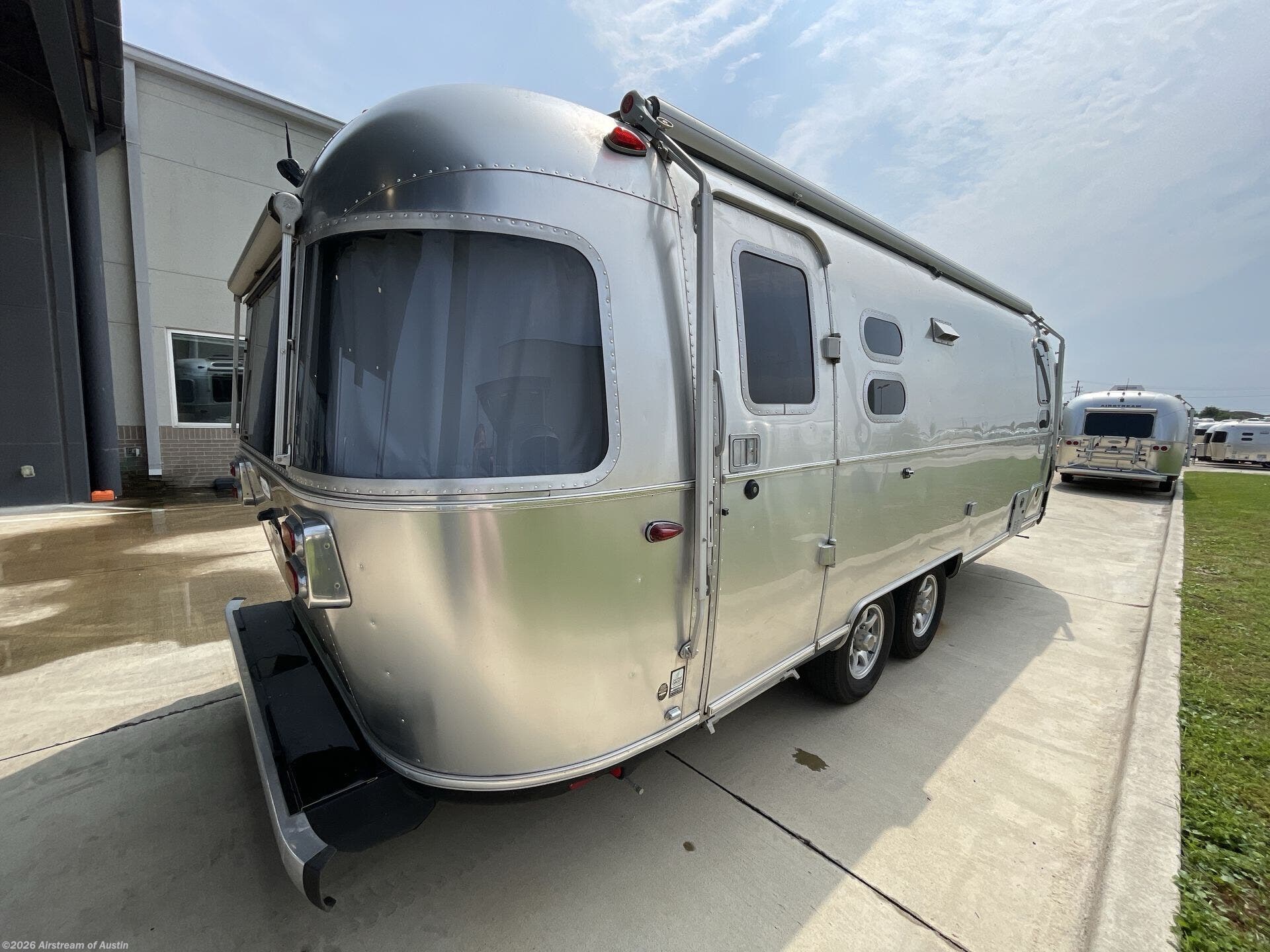 2023 Flying Cloud 25FB by Airstream from Airstream of Austin in Buda, Texas