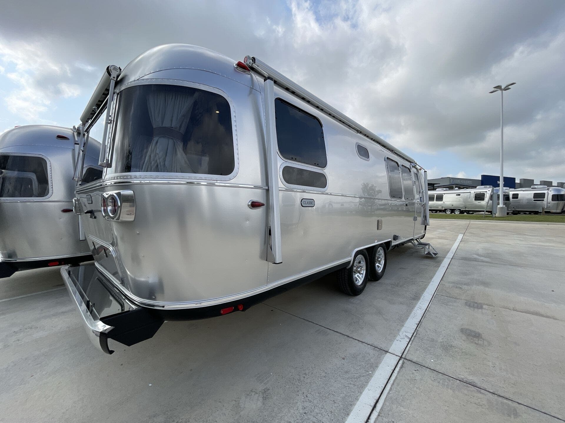 New 2026 Airstream Classic 28RB available in Buda, Texas