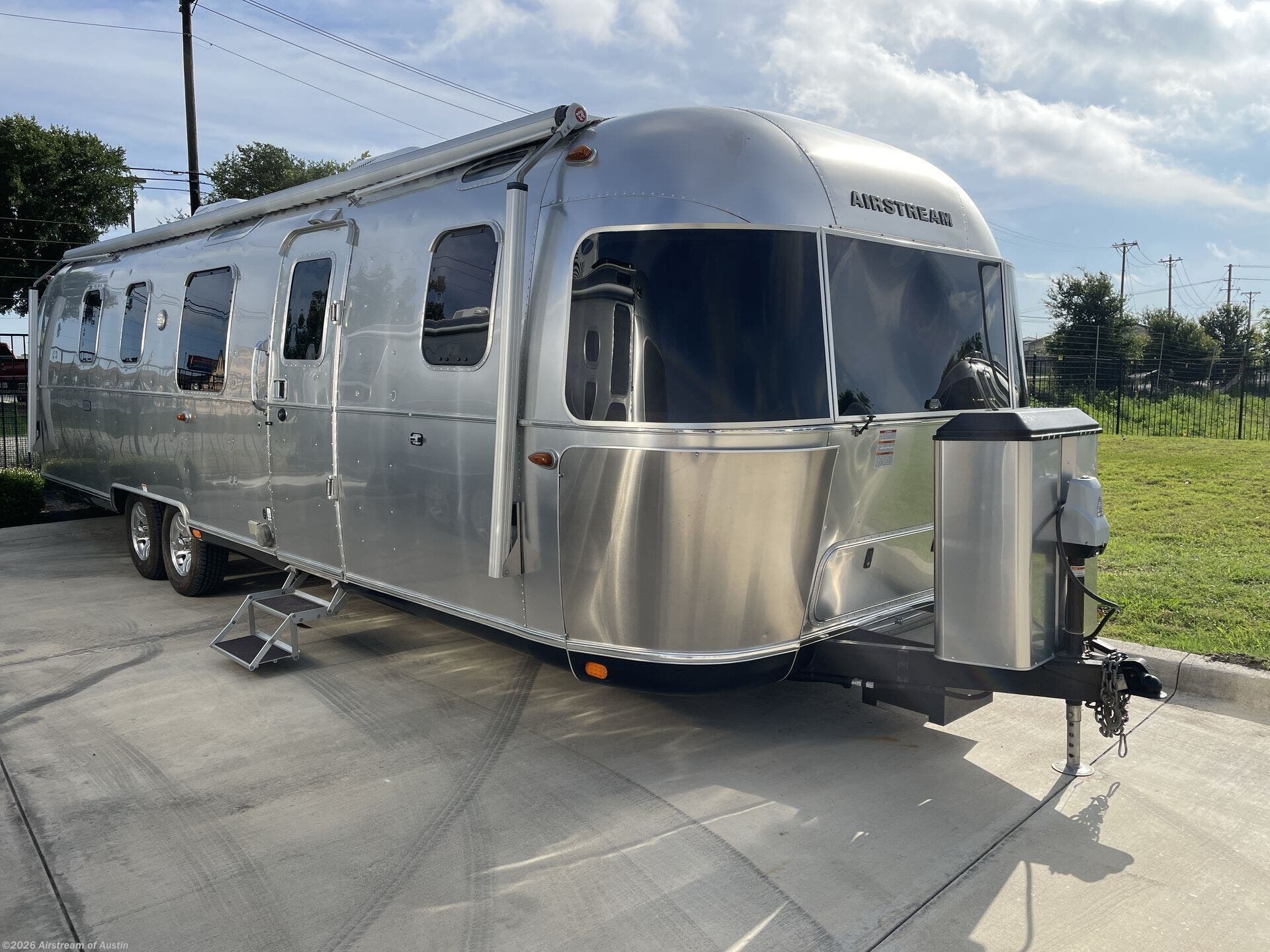 2020 Classic 33FBQ by Airstream from Airstream of Austin in Buda, Texas