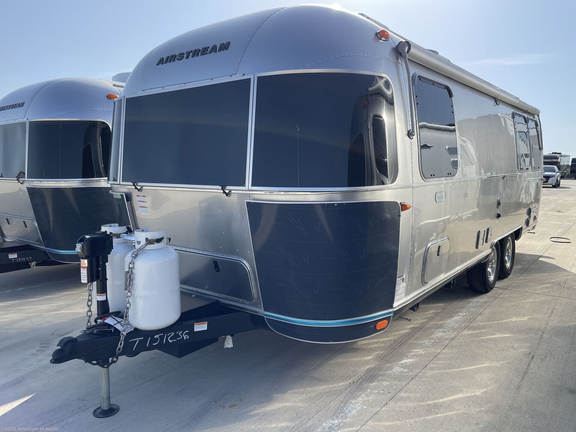New 2027 Airstream Flying Cloud 25FB Twin available in Buda, Texas