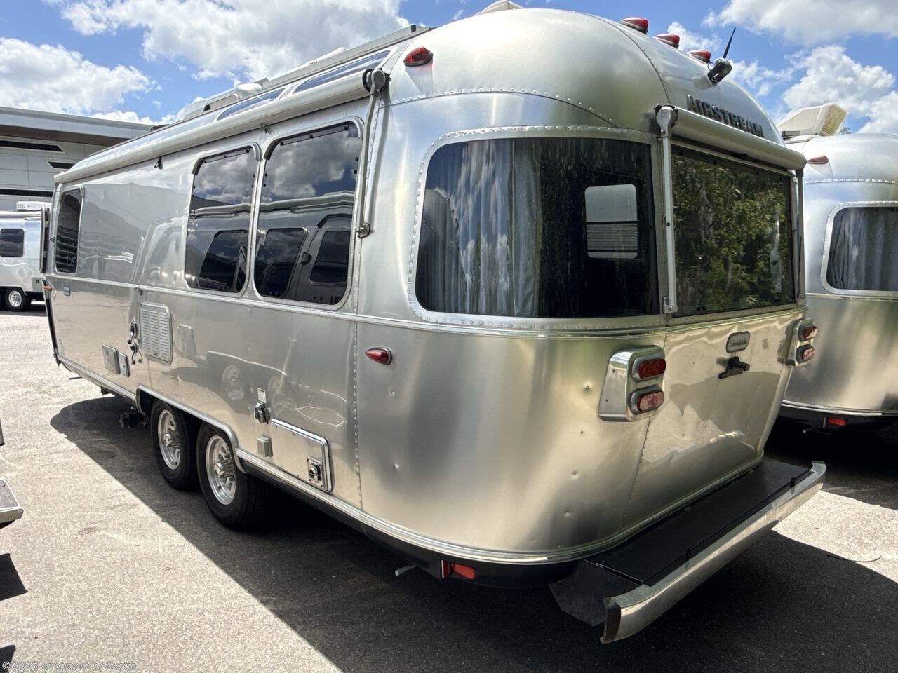 2020 Globetrotter 25FBQ by Airstream from Airstream of Austin in Buda, Texas