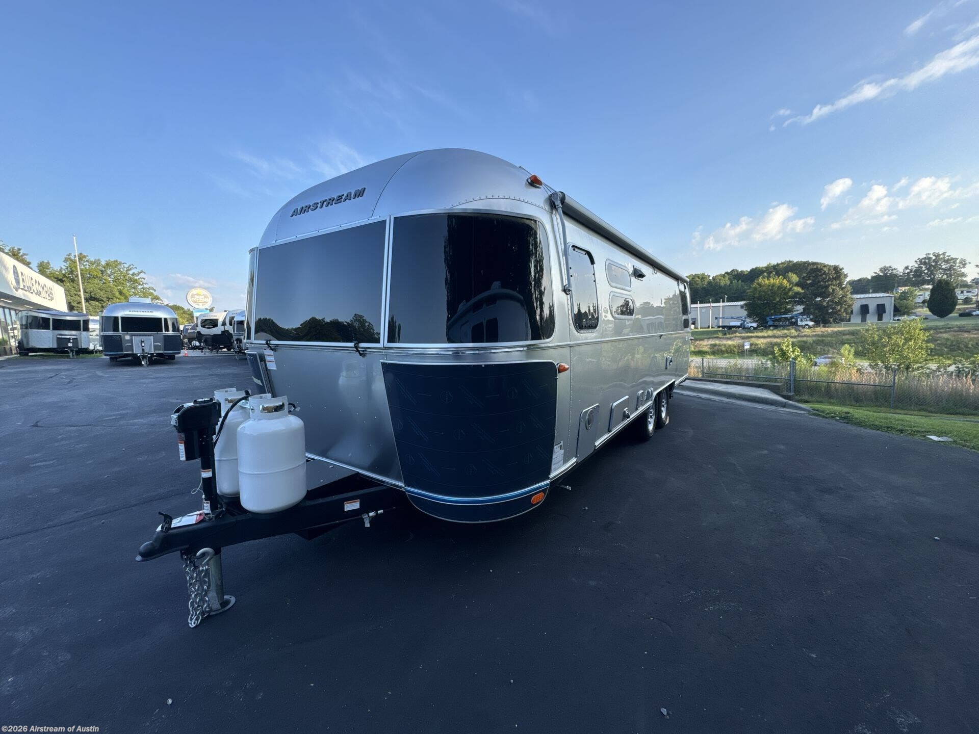 New 2027 Airstream Flying Cloud 28RB available in Buda, Texas