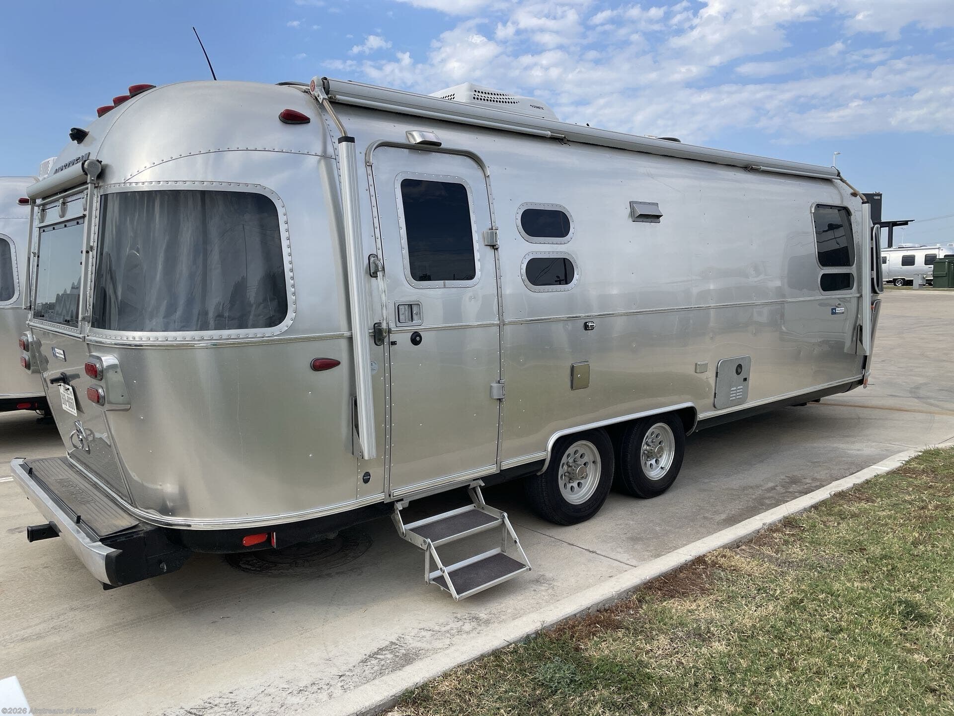 Used 2017 Airstream Tommy Bahama 27FB available in Buda, Texas