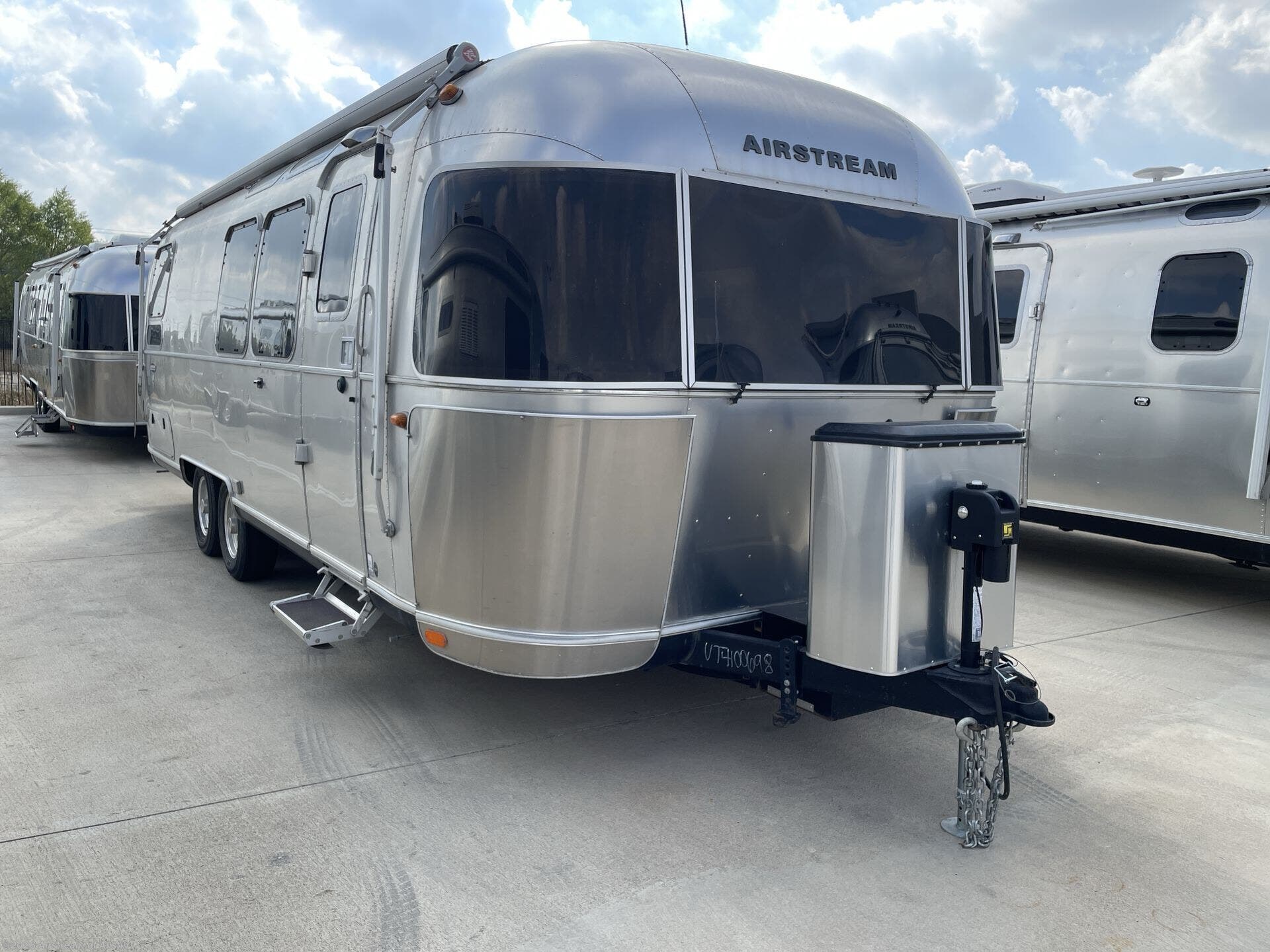 2018 International Serenity 28RB Twin by Airstream from Airstream of Austin in Buda, Texas