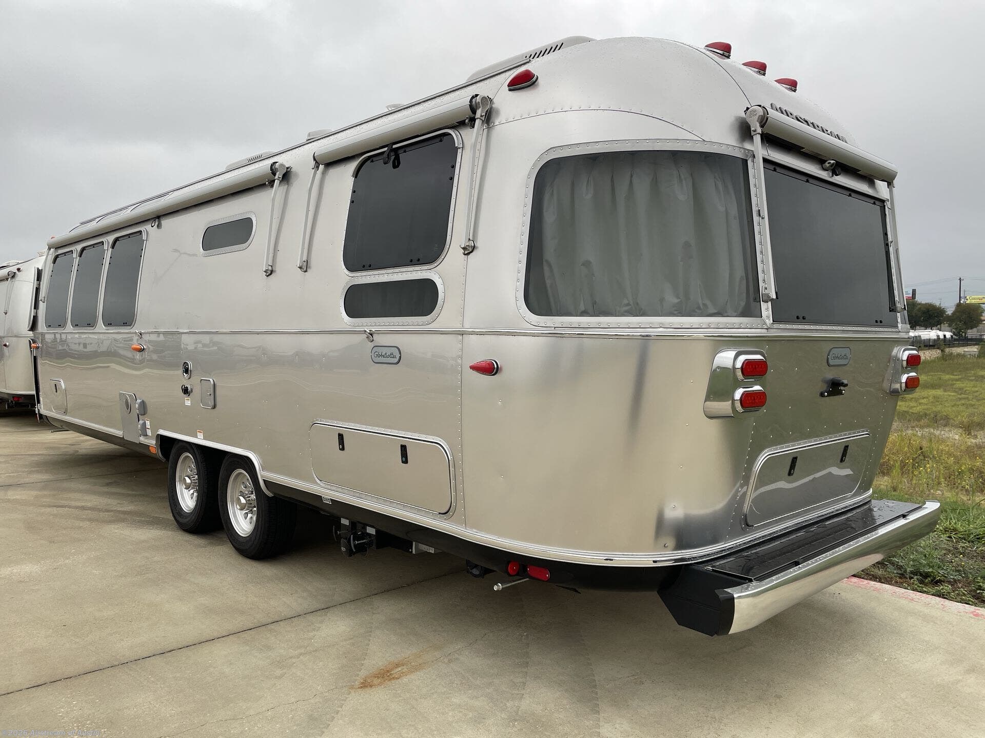 2027 Globetrotter 30RB Twin by Airstream from Airstream of Austin in Buda, Texas